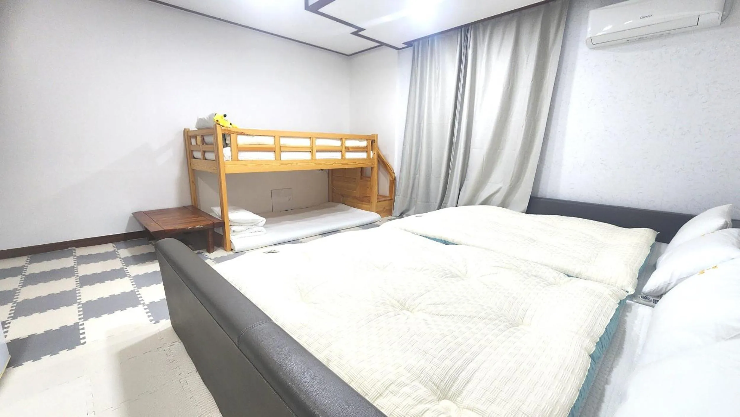 Bed in Kids & Family Hotel