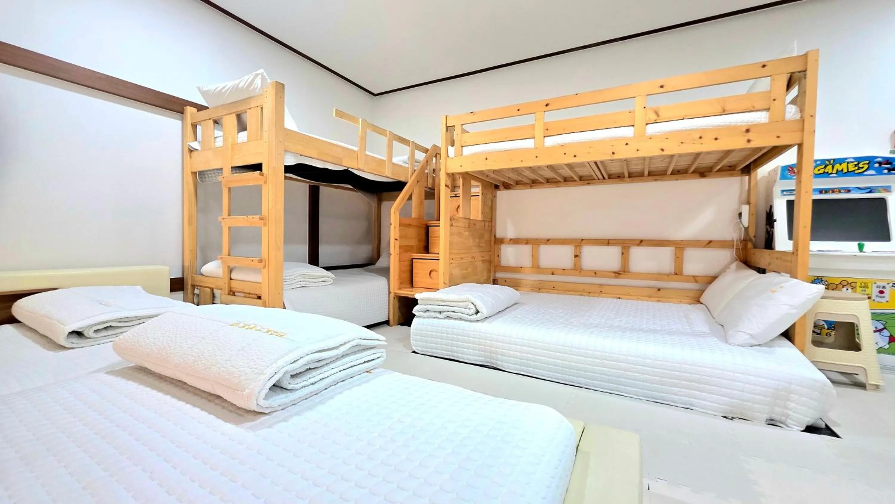 Bed in Kids & Family Hotel