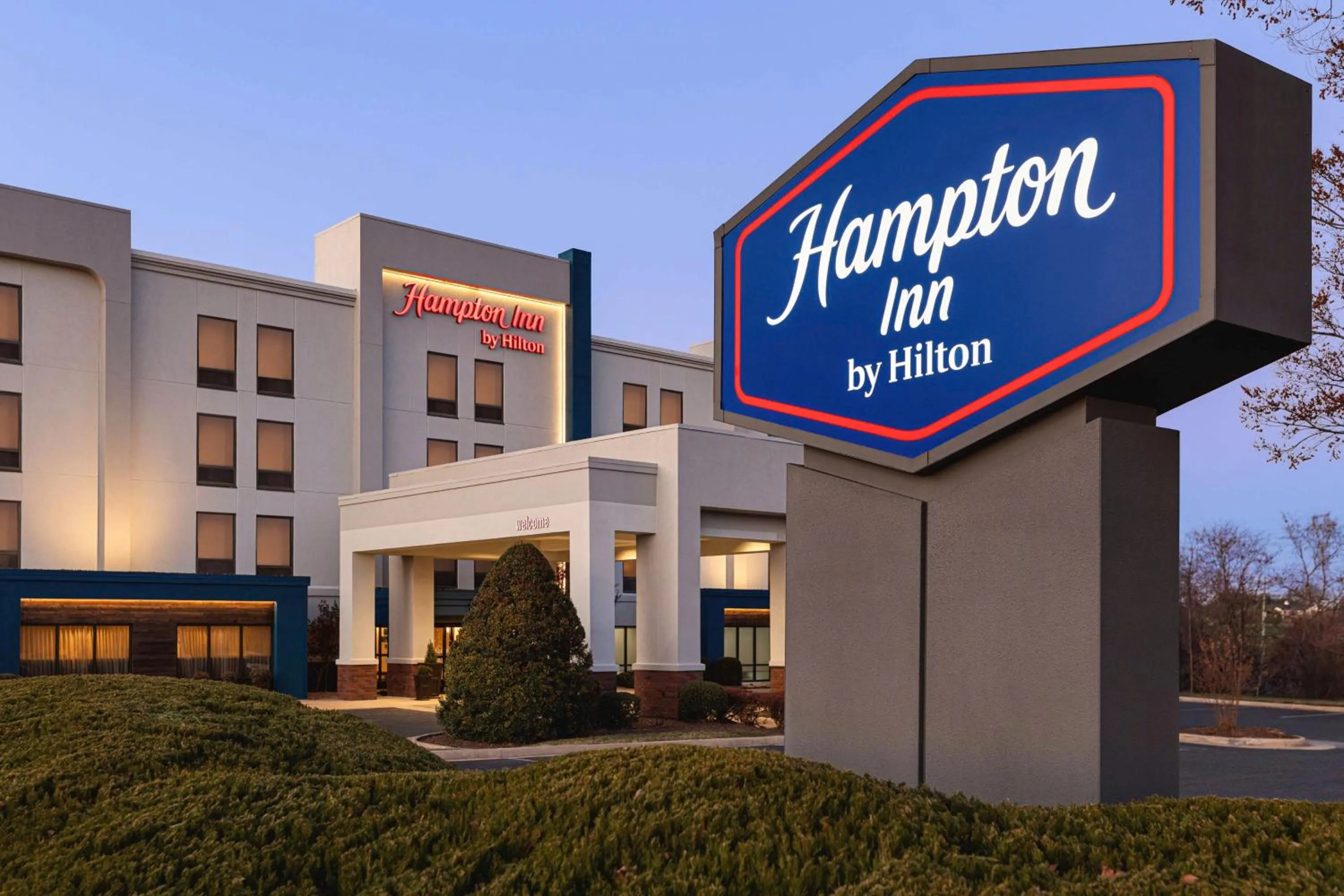 Property building in Hampton Inn Waynesboro/Stuarts Draft