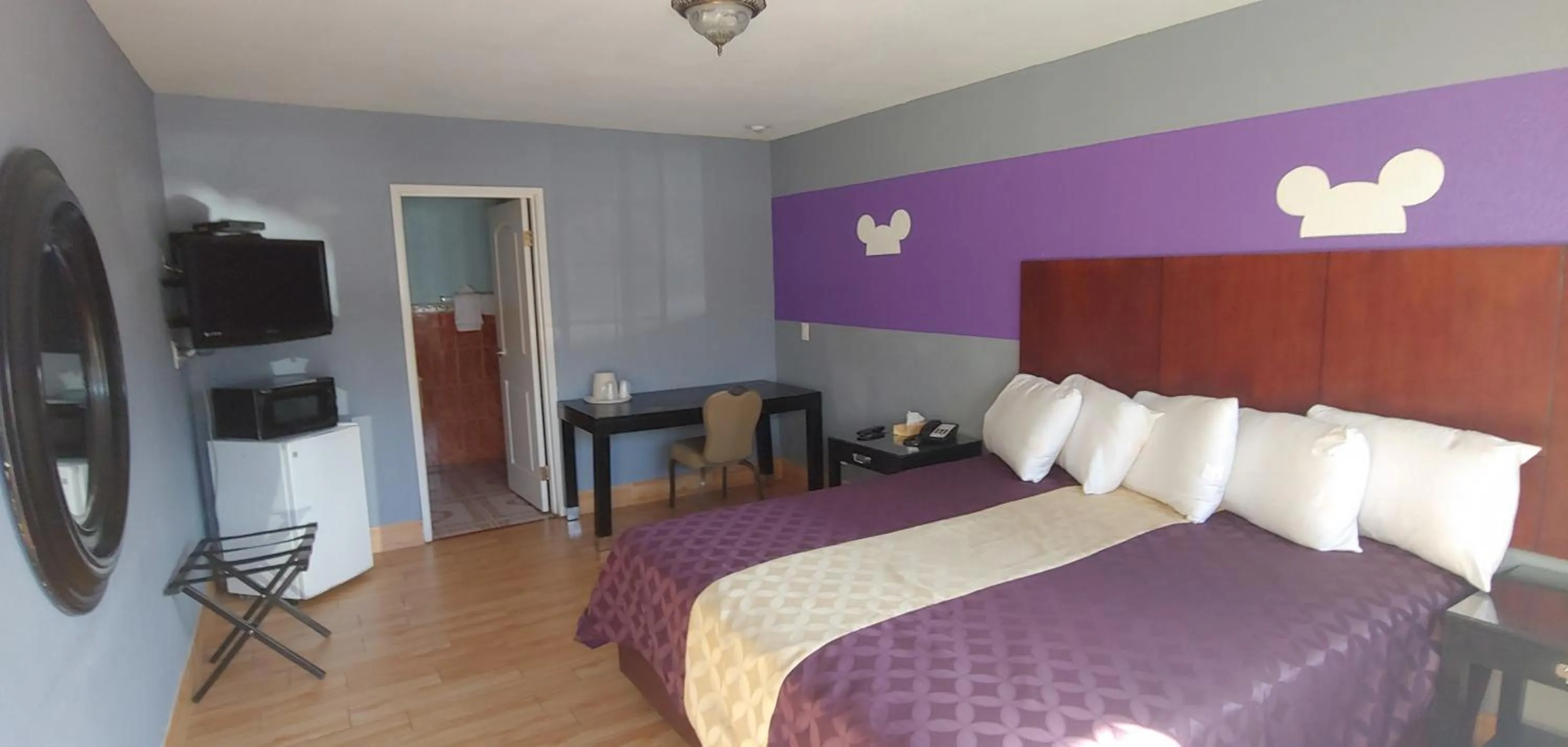 Bed in Riviera Motel