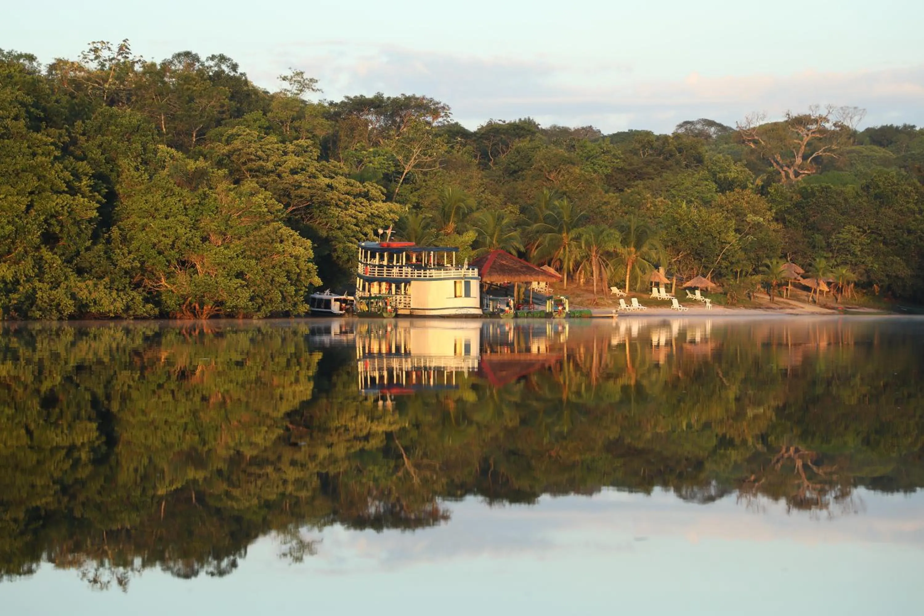 Amazon Ecopark Jungle Lodge