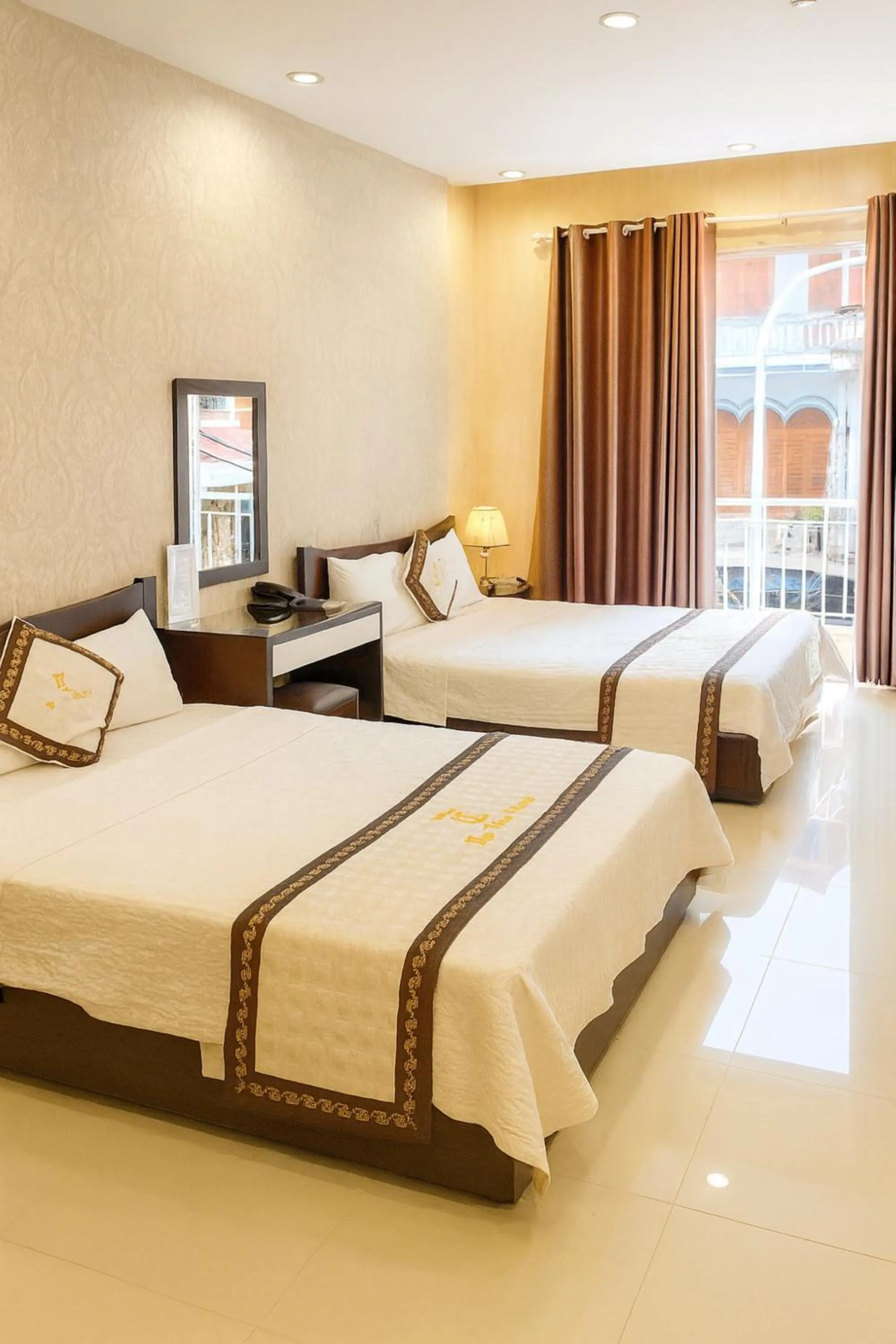 Photo of the whole room, Bed in Thai Hoa Hotel