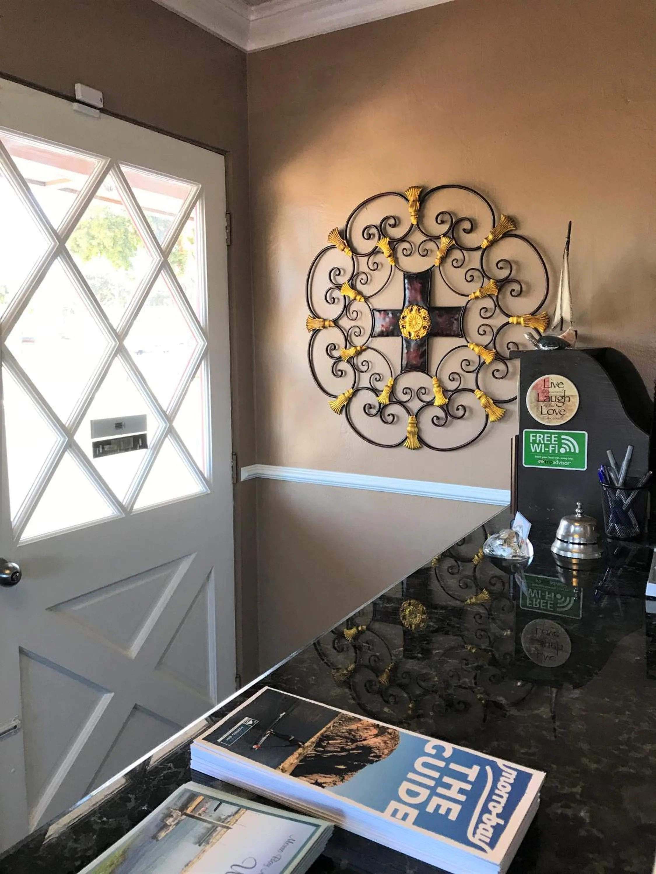 Lobby or reception in Morro Crest Inn