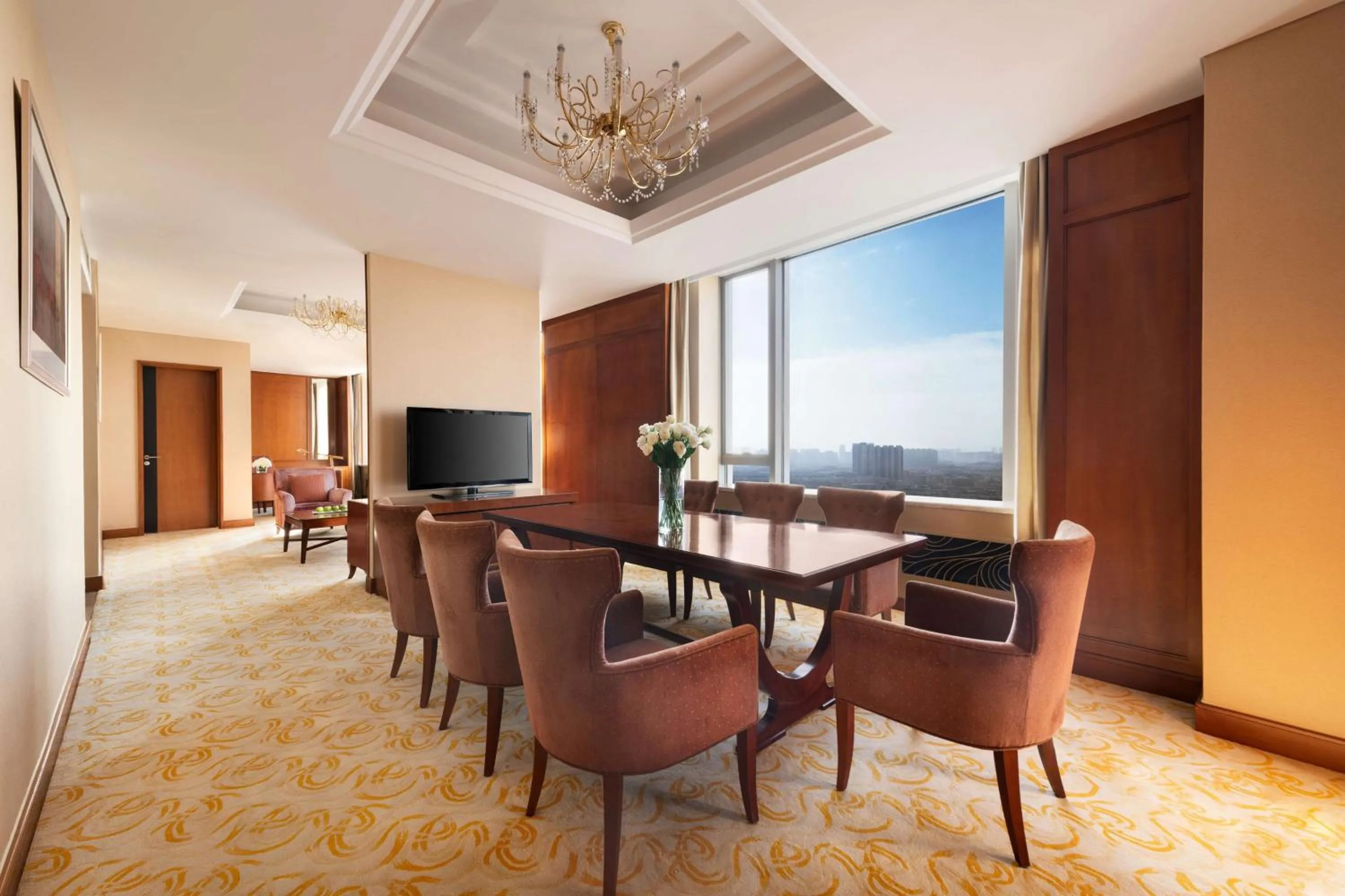 Photo of the whole room in Shangri-La Huhhot