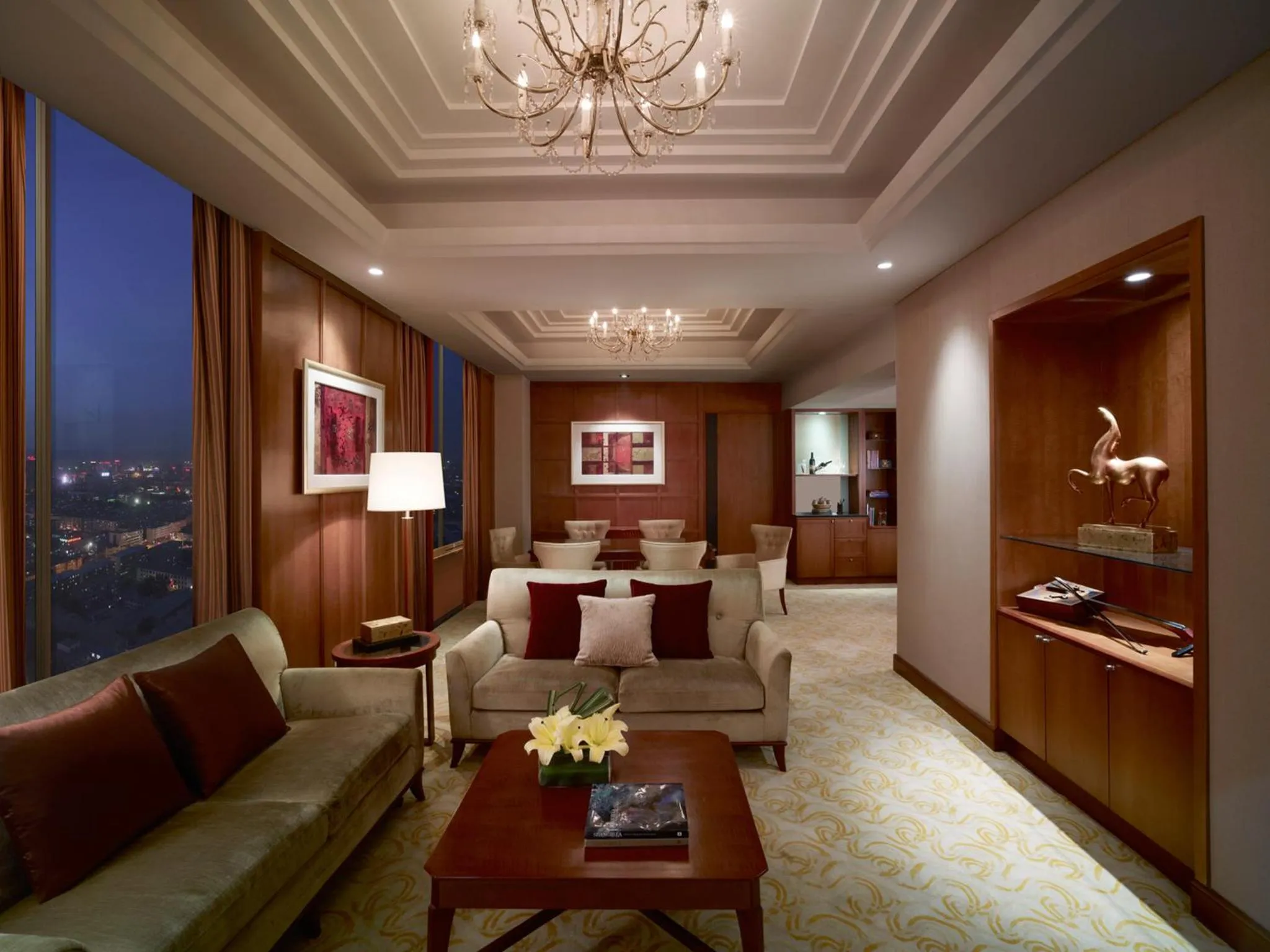Photo of the whole room in Shangri-La Huhhot