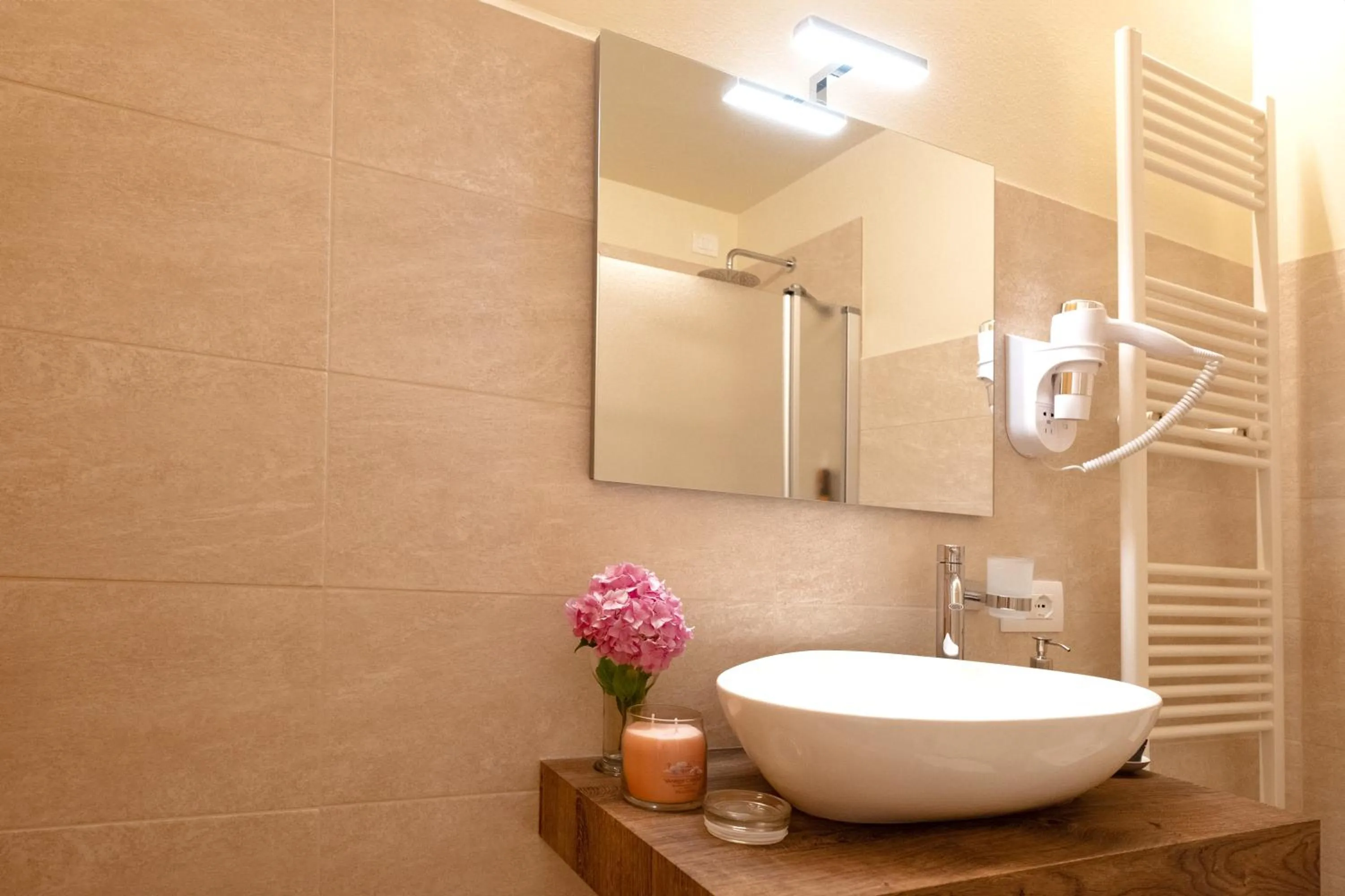 Bathroom in Albergo Trattoria Speranza