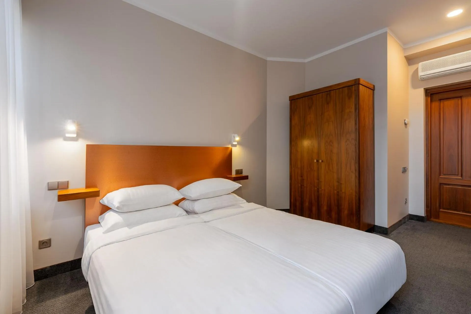 Bed in RIJA Riga City Centre Hotel