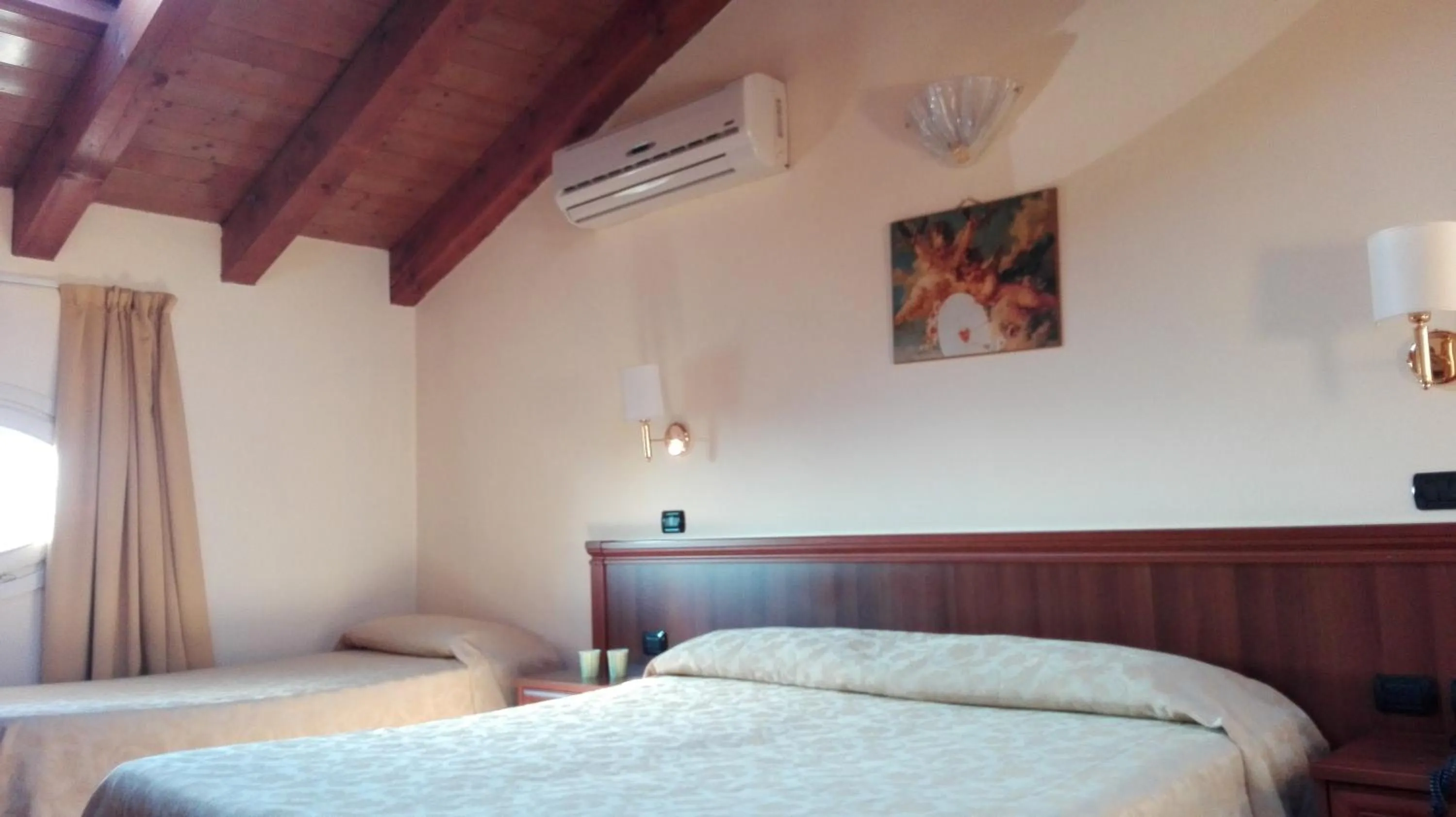 Photo of the whole room, Bed in Corte Degli Estensi