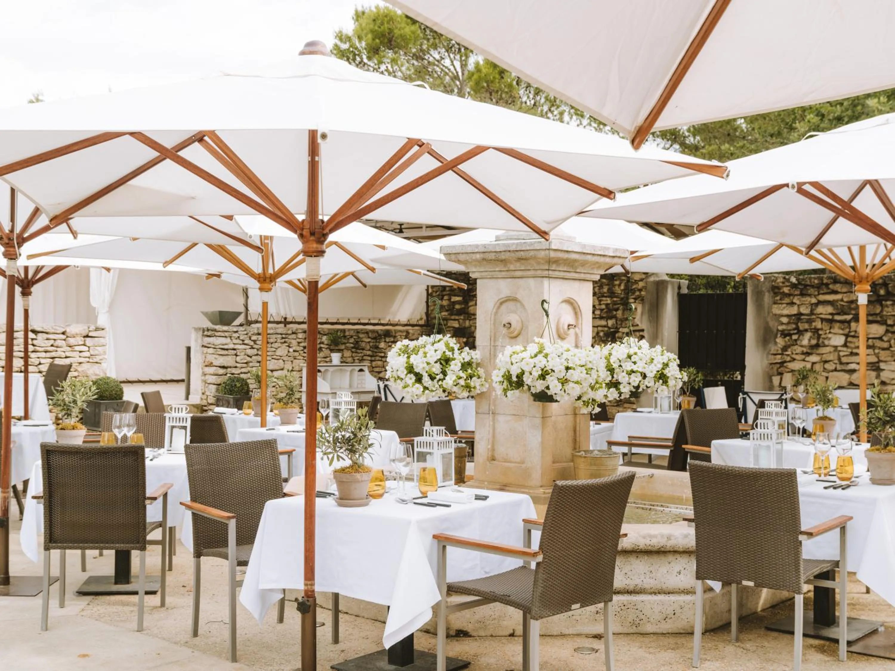 Patio in Le Phébus & Spa – Relais & Châteaux