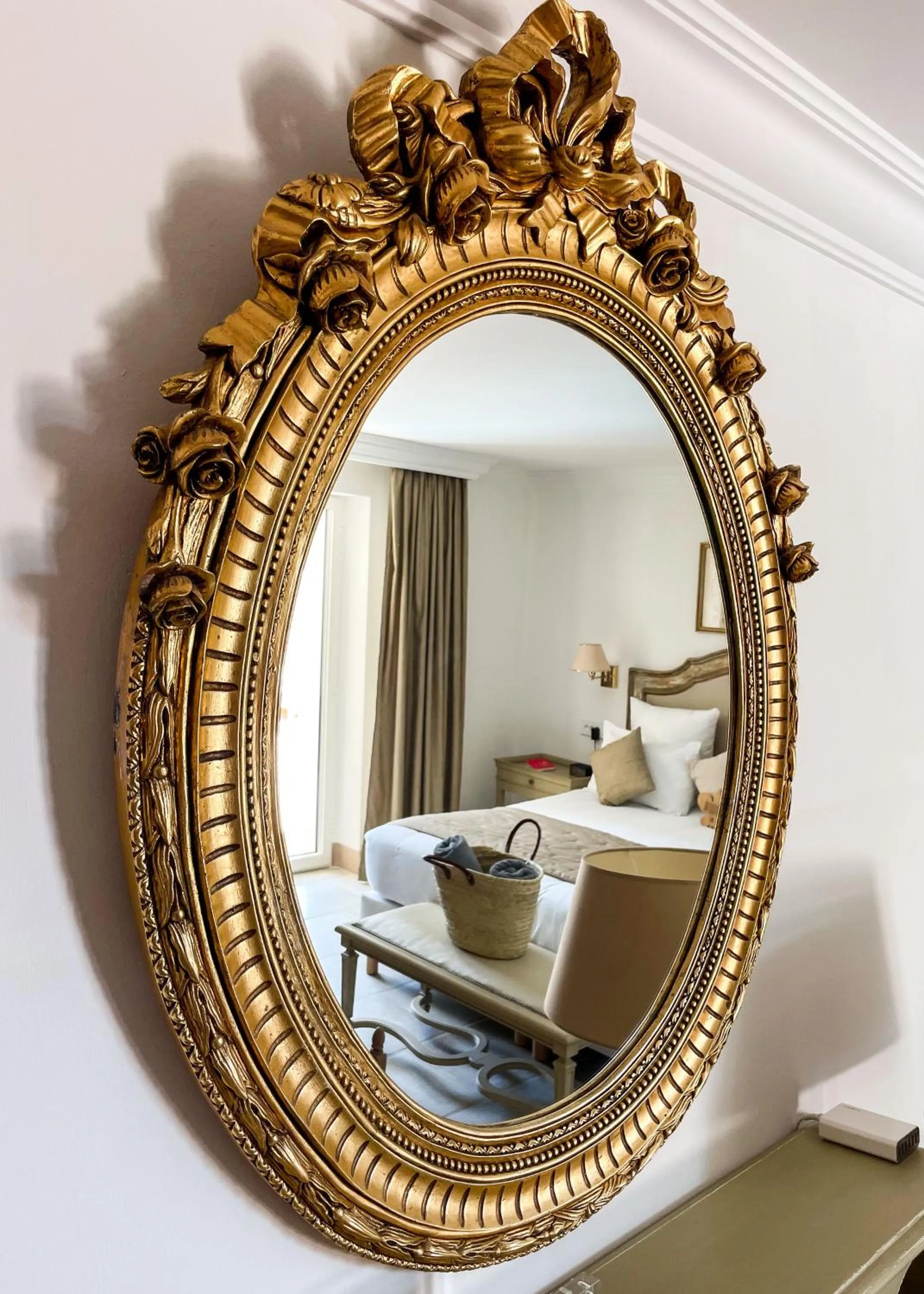 Bedroom in Le Phébus & Spa – Relais & Châteaux