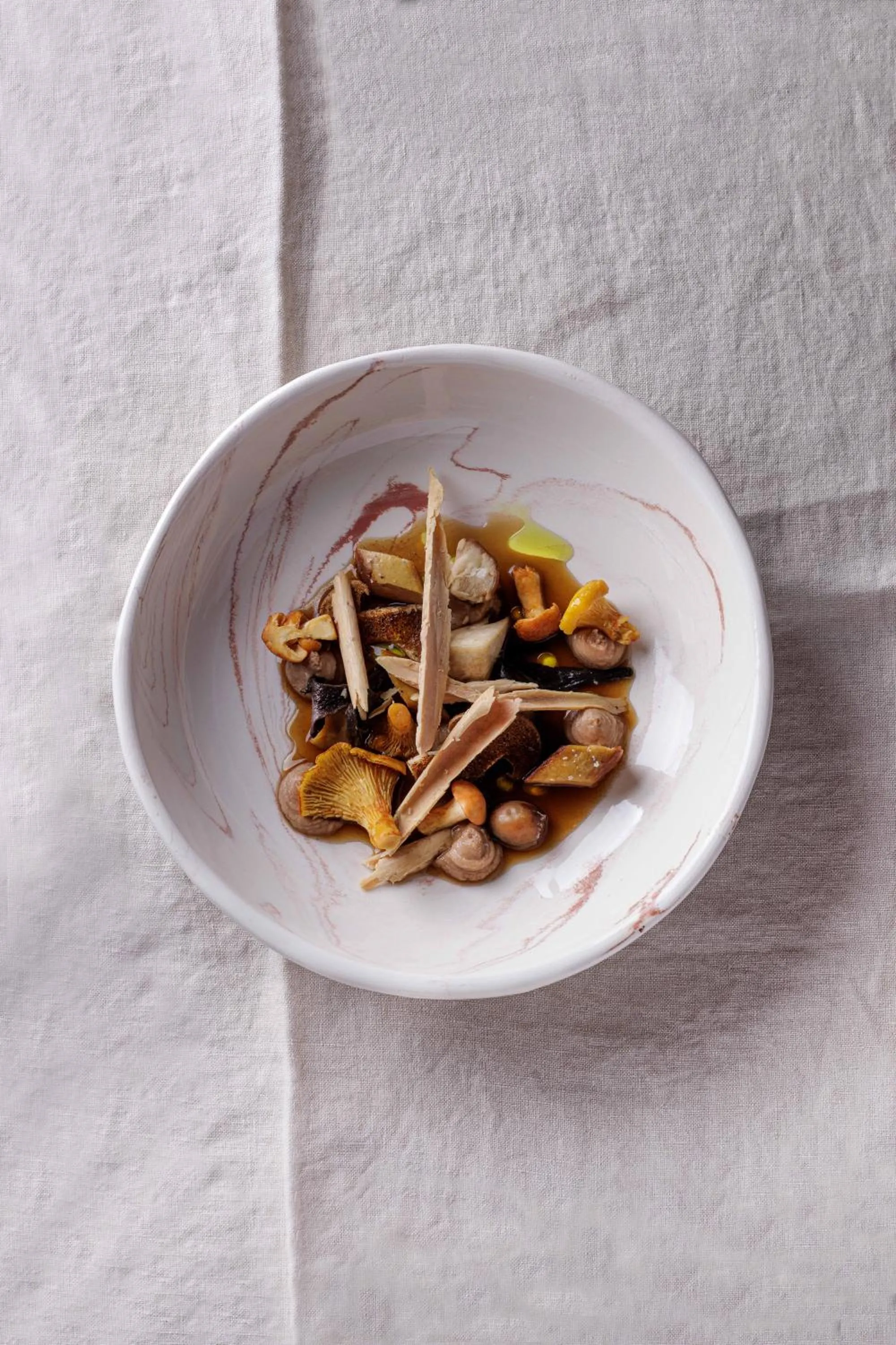 Restaurant/places to eat in Le Phébus & Spa – Relais & Châteaux