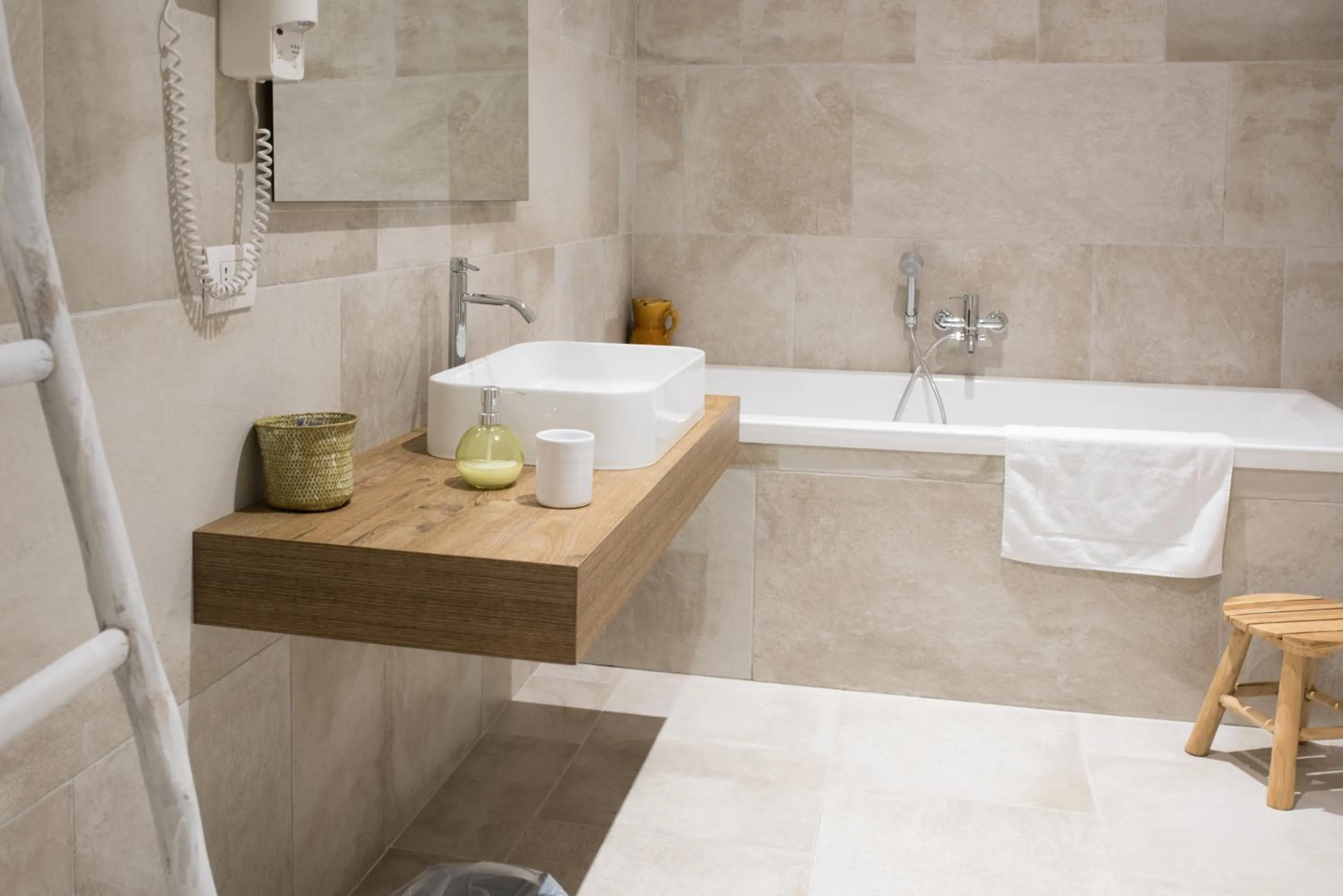 Bathroom in Masseria Fontana di Vite