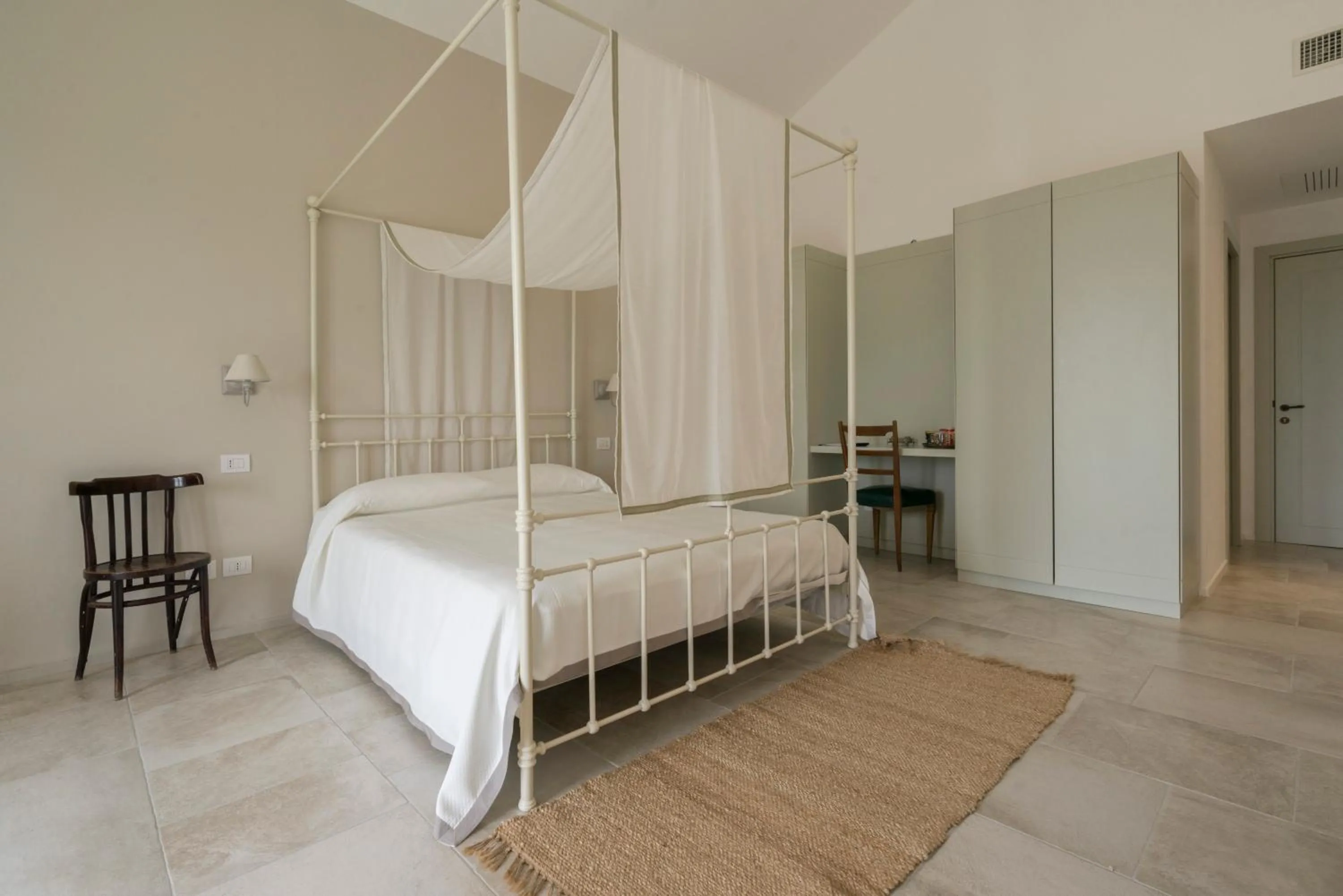 Bedroom, Bed in Masseria Fontana di Vite