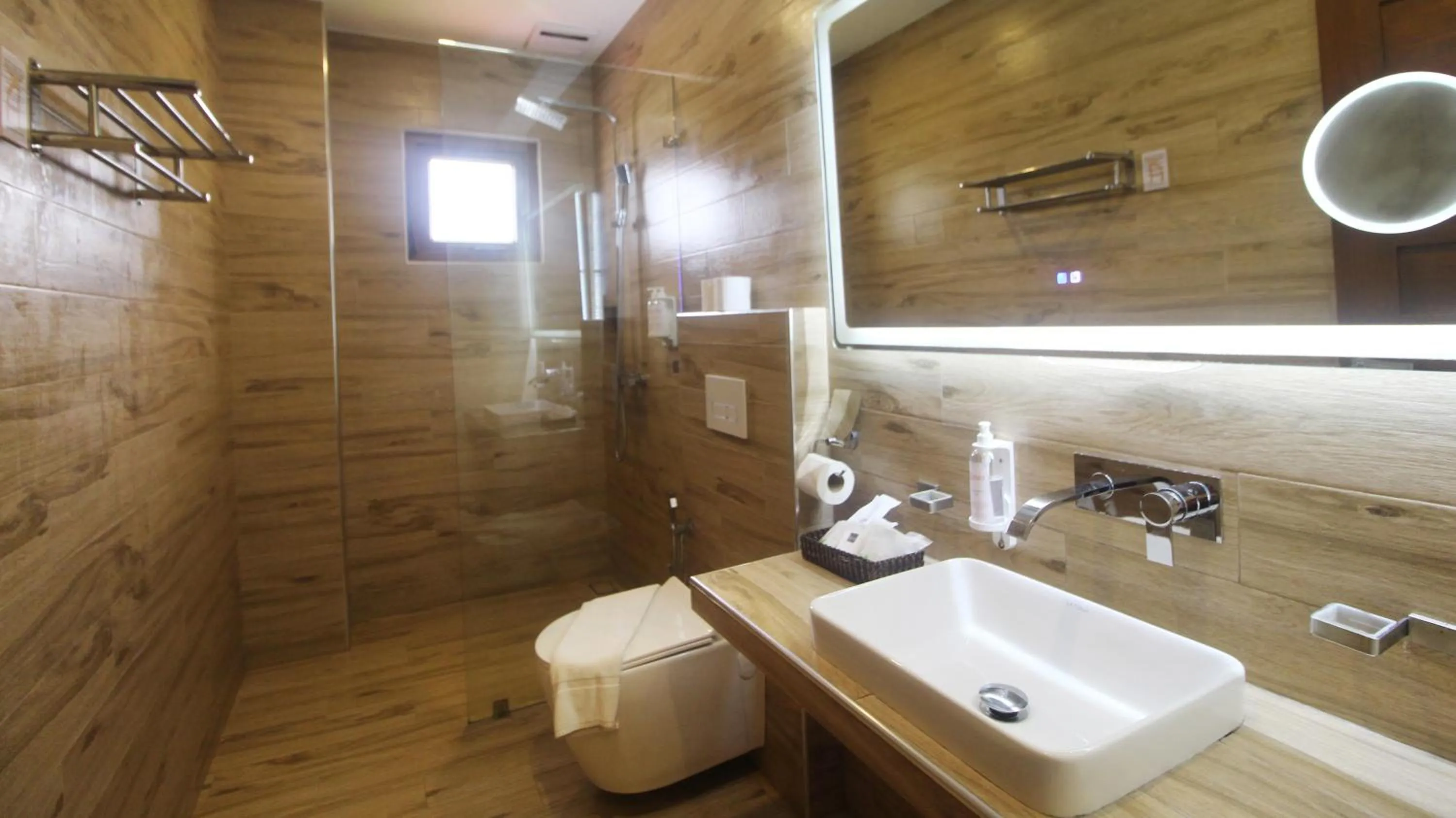 Property building in Ambassador In Paradise