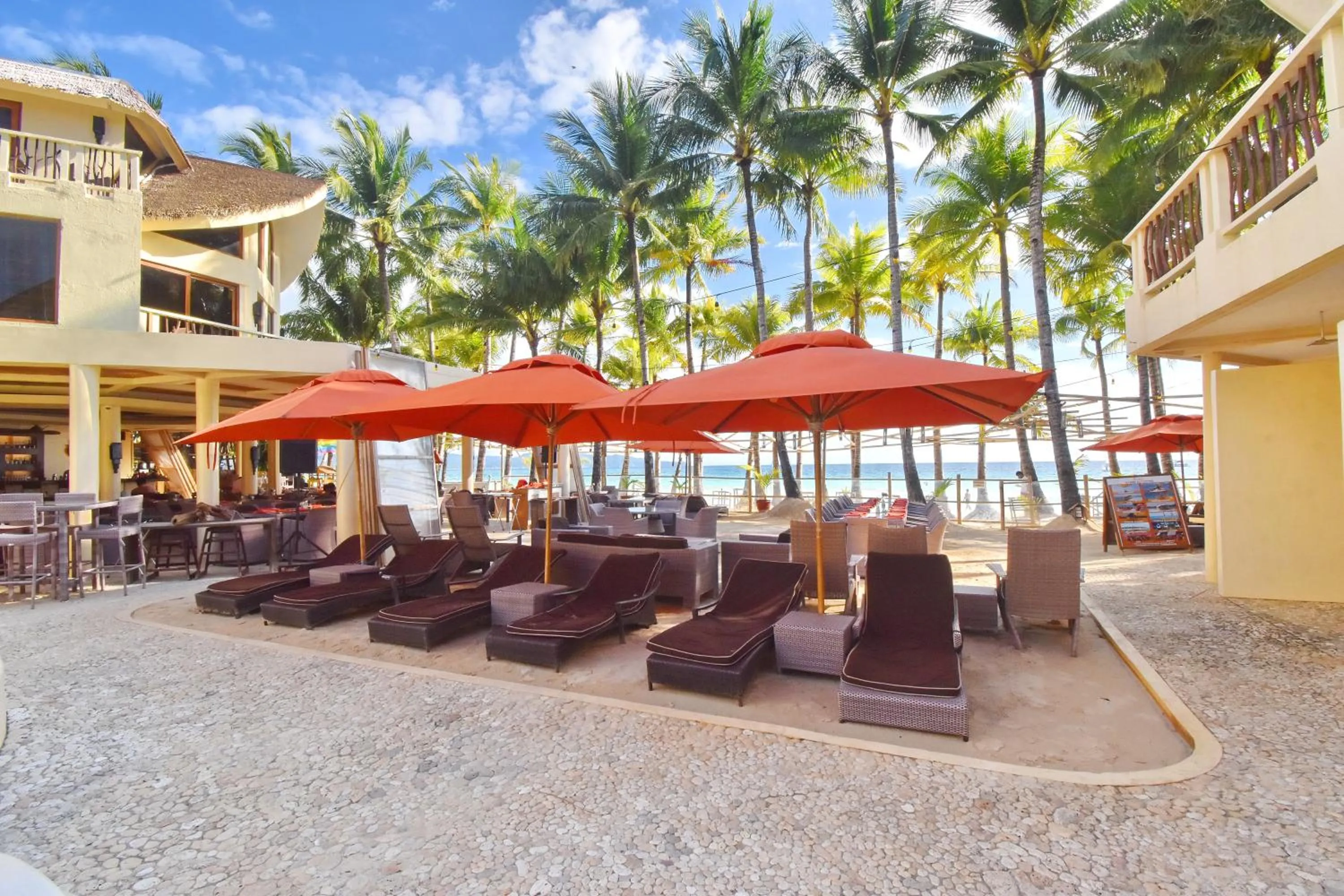 Restaurant/places to eat in Ambassador In Paradise