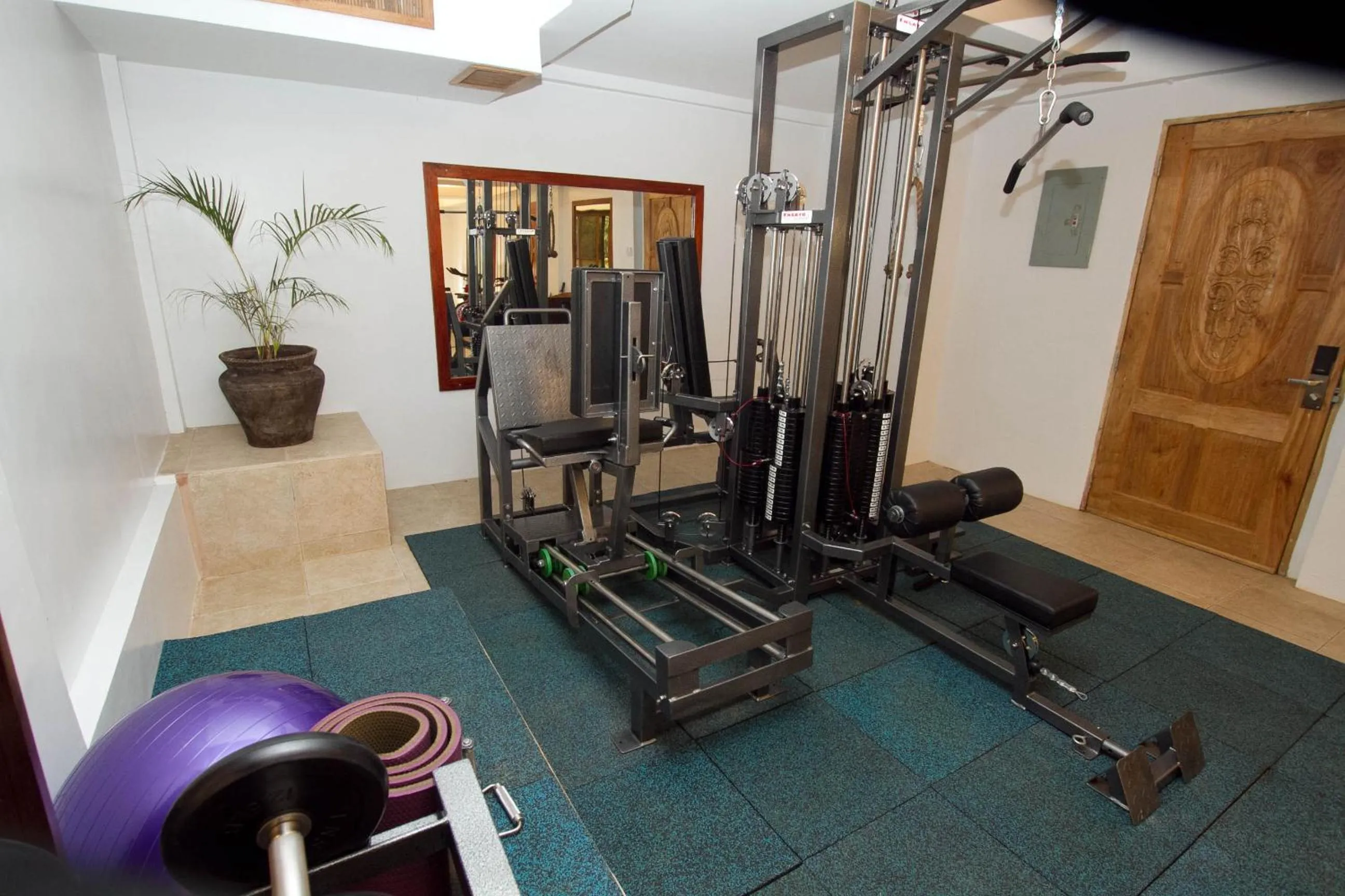 Fitness centre/facilities in Ambassador In Paradise