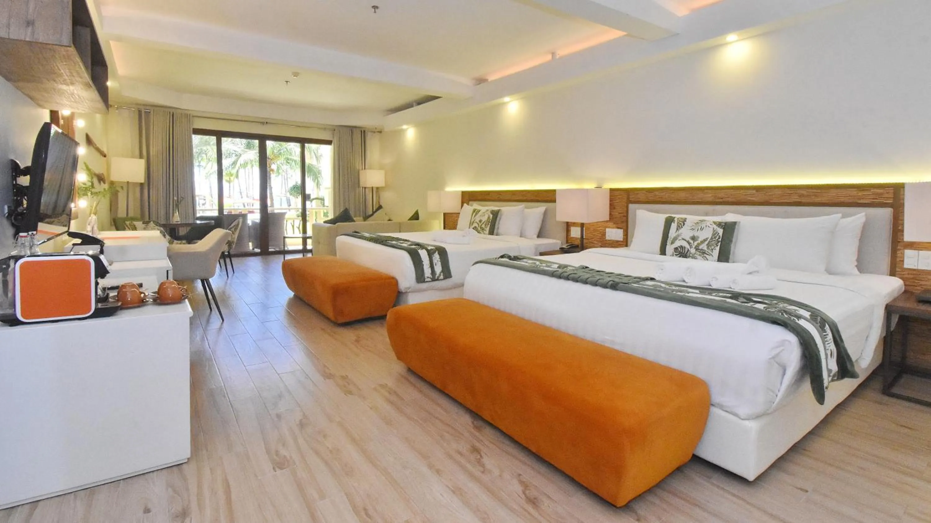 Bed in Ambassador In Paradise