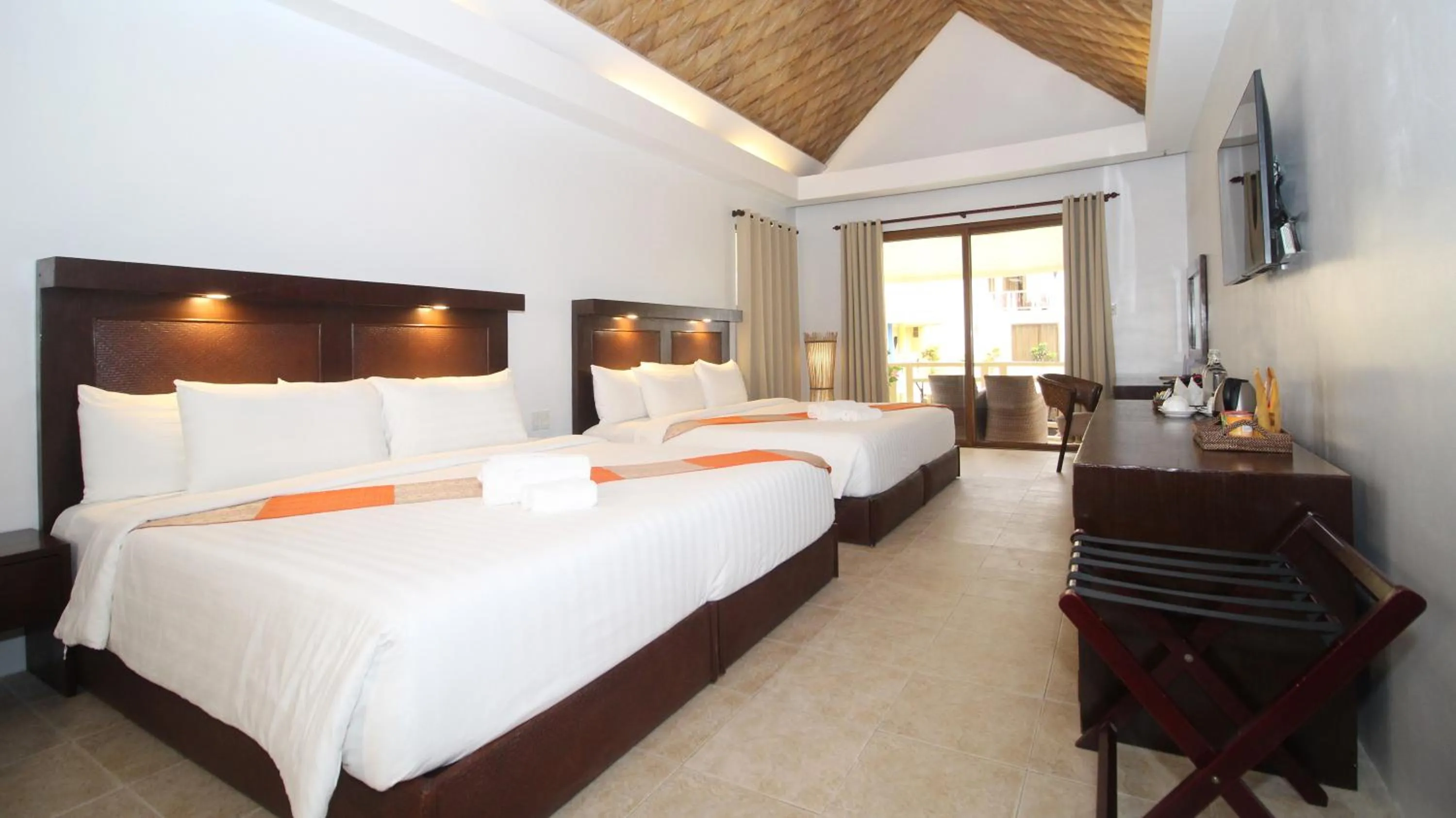 Bedroom, Bed in Ambassador In Paradise