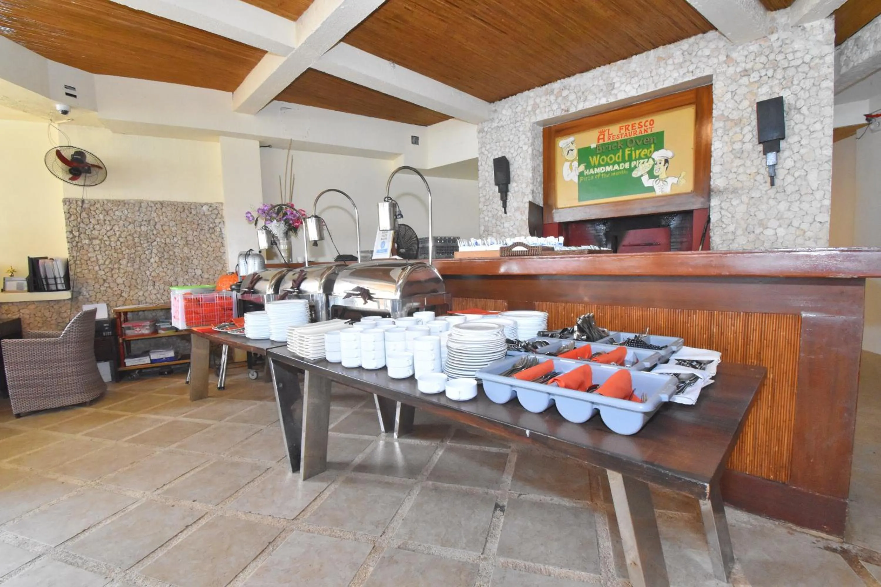 Restaurant/places to eat in Ambassador In Paradise