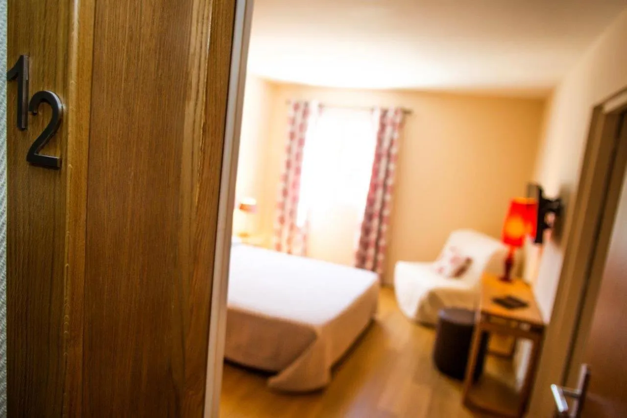 Bed in Hotel Cesario