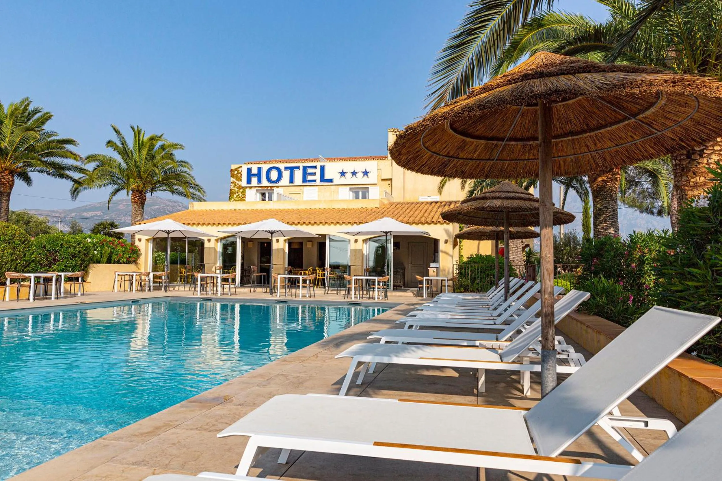 Property building in Hotel Cesario