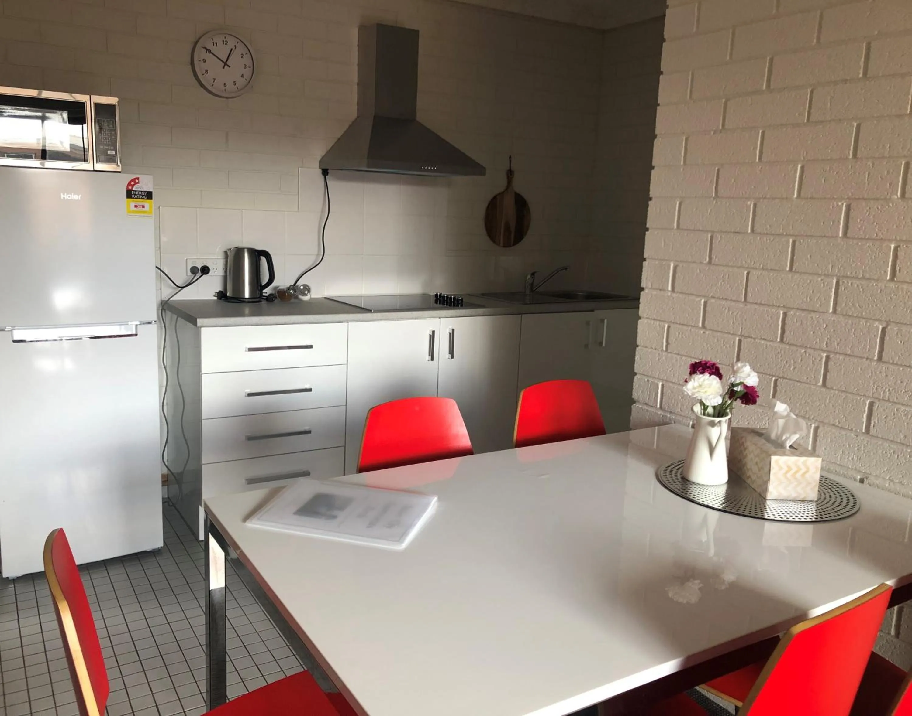 Kitchen or kitchenette in Wheeler Apartments Perth