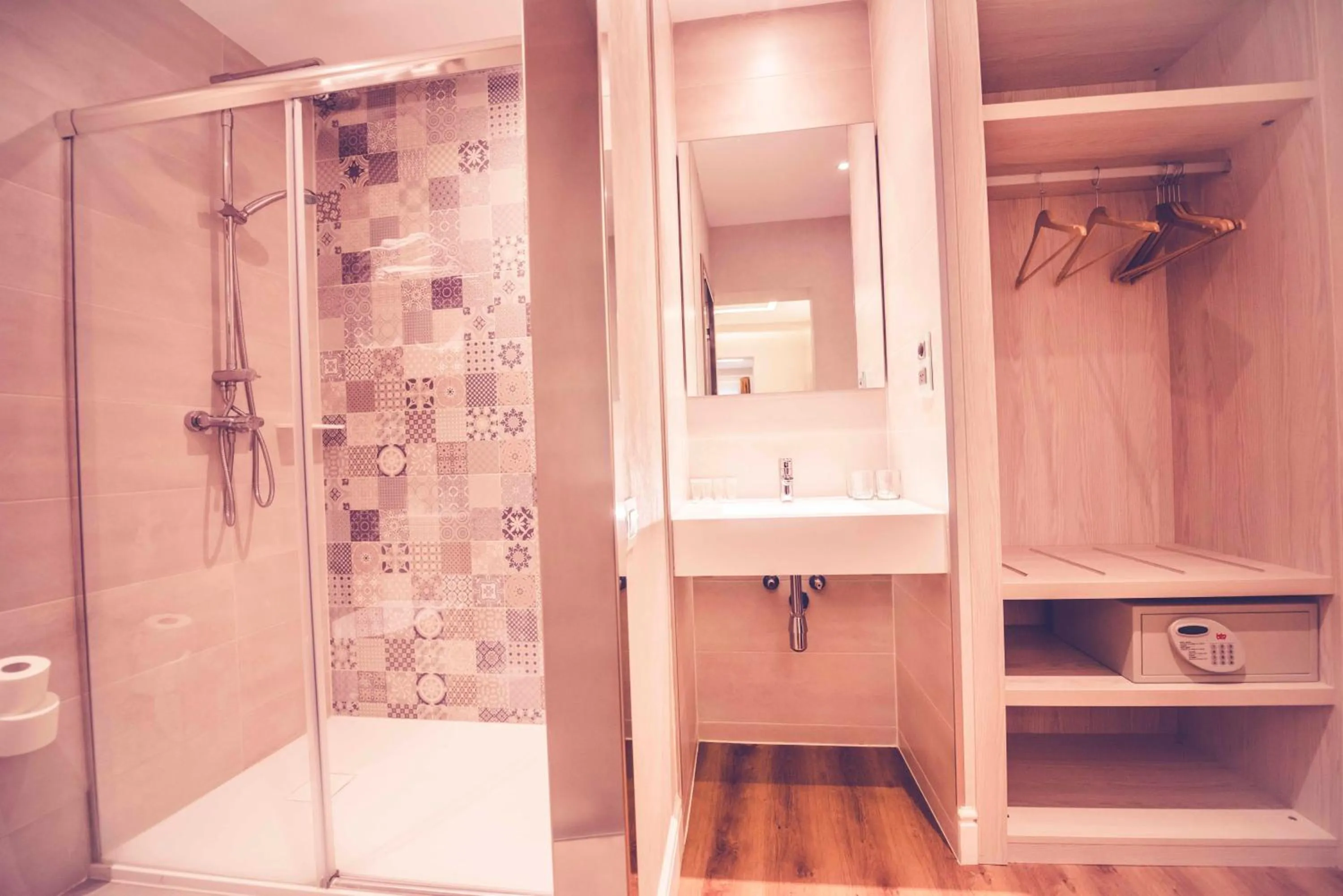 Decorative detail in Hostal Lisboa