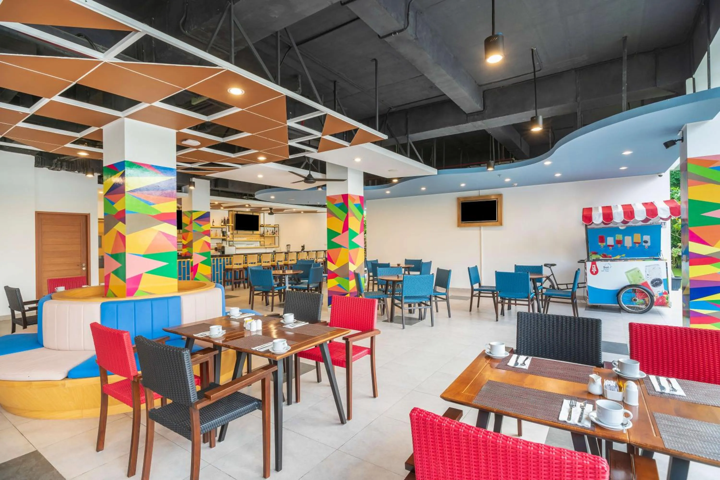 Restaurant/Places to Eat in SOL by Meliá Kuta Bali