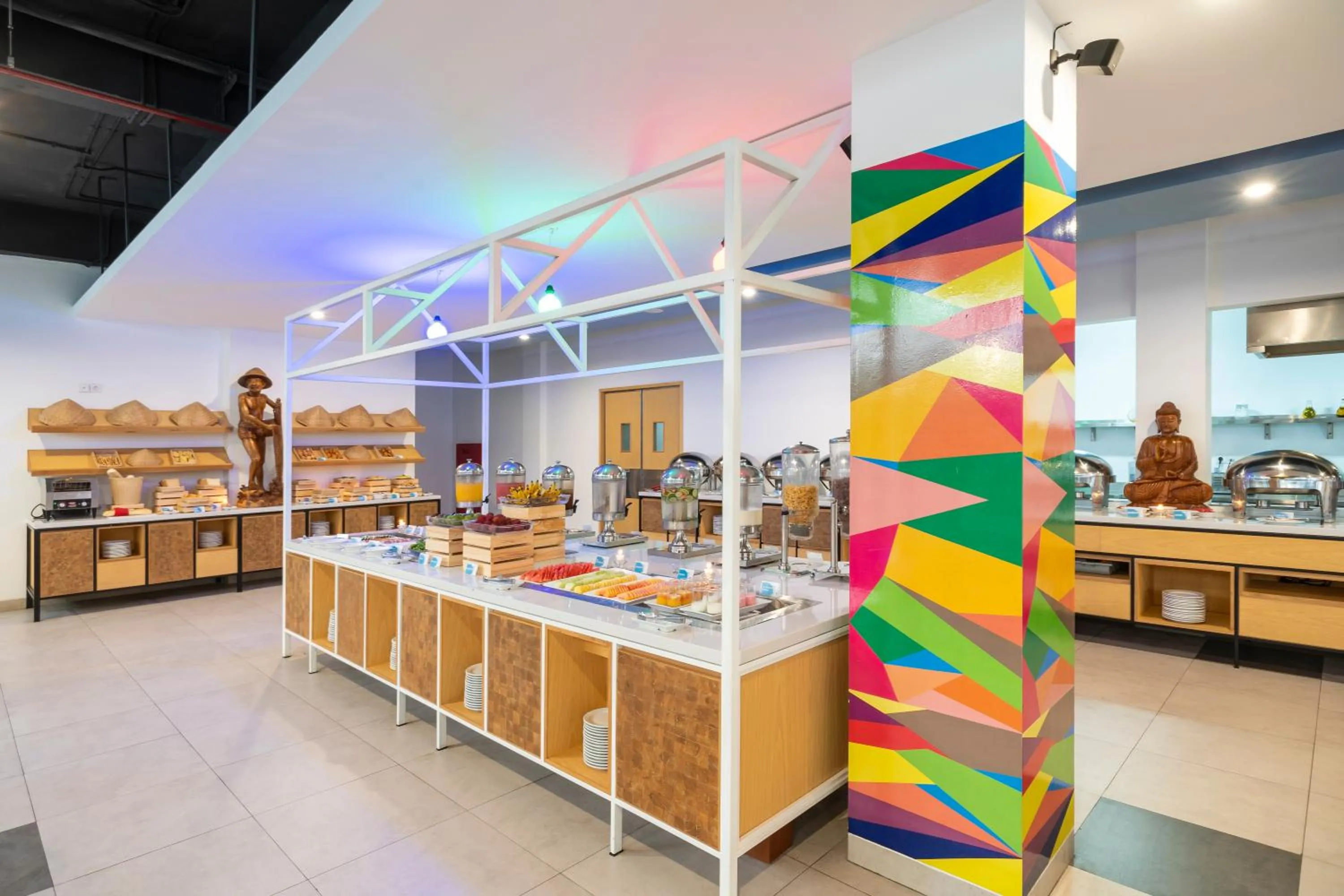 Restaurant/Places to Eat in SOL by Meliá Kuta Bali