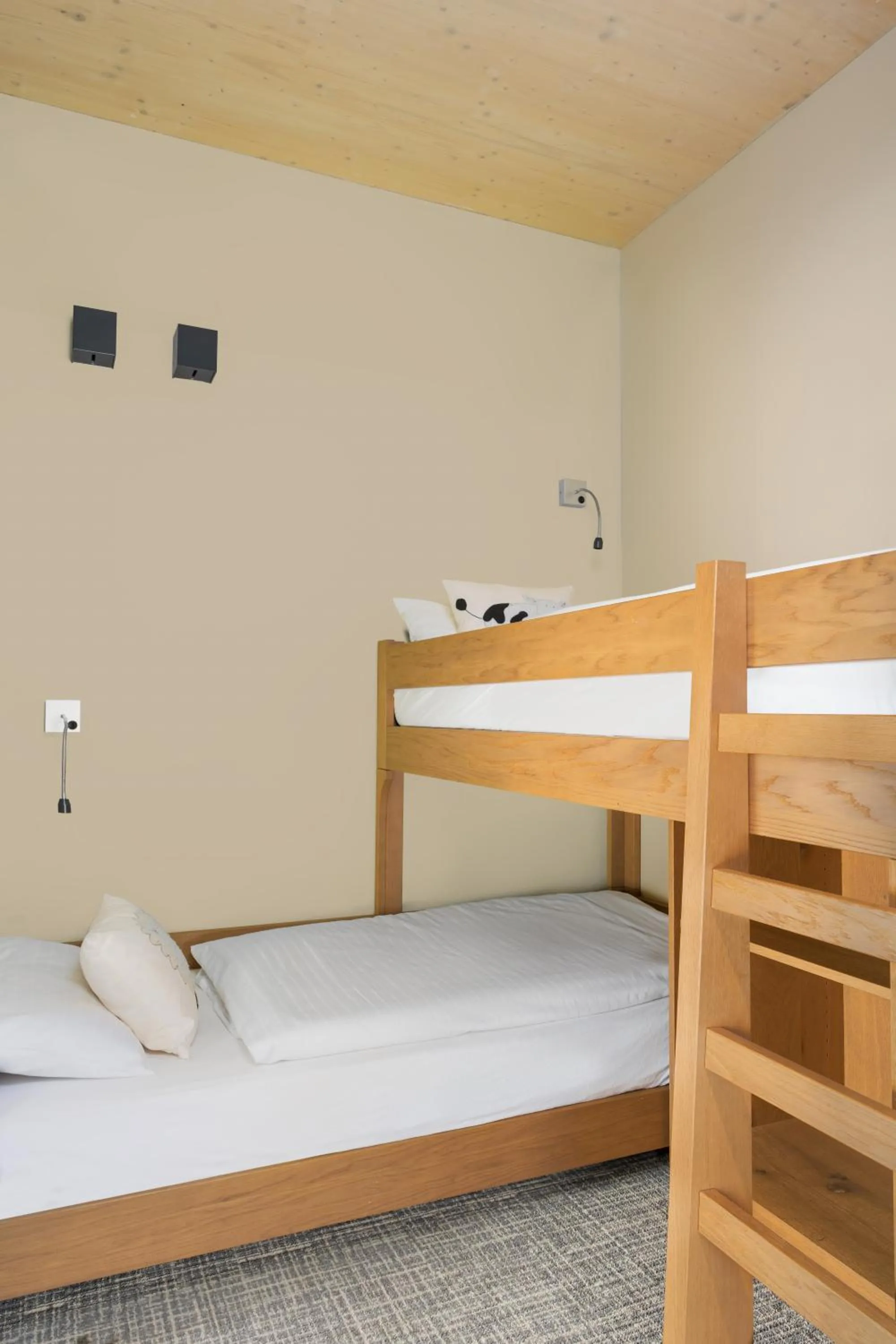 bunk bed, Bed in Falkensteiner Family Hotel Sonnenalpe