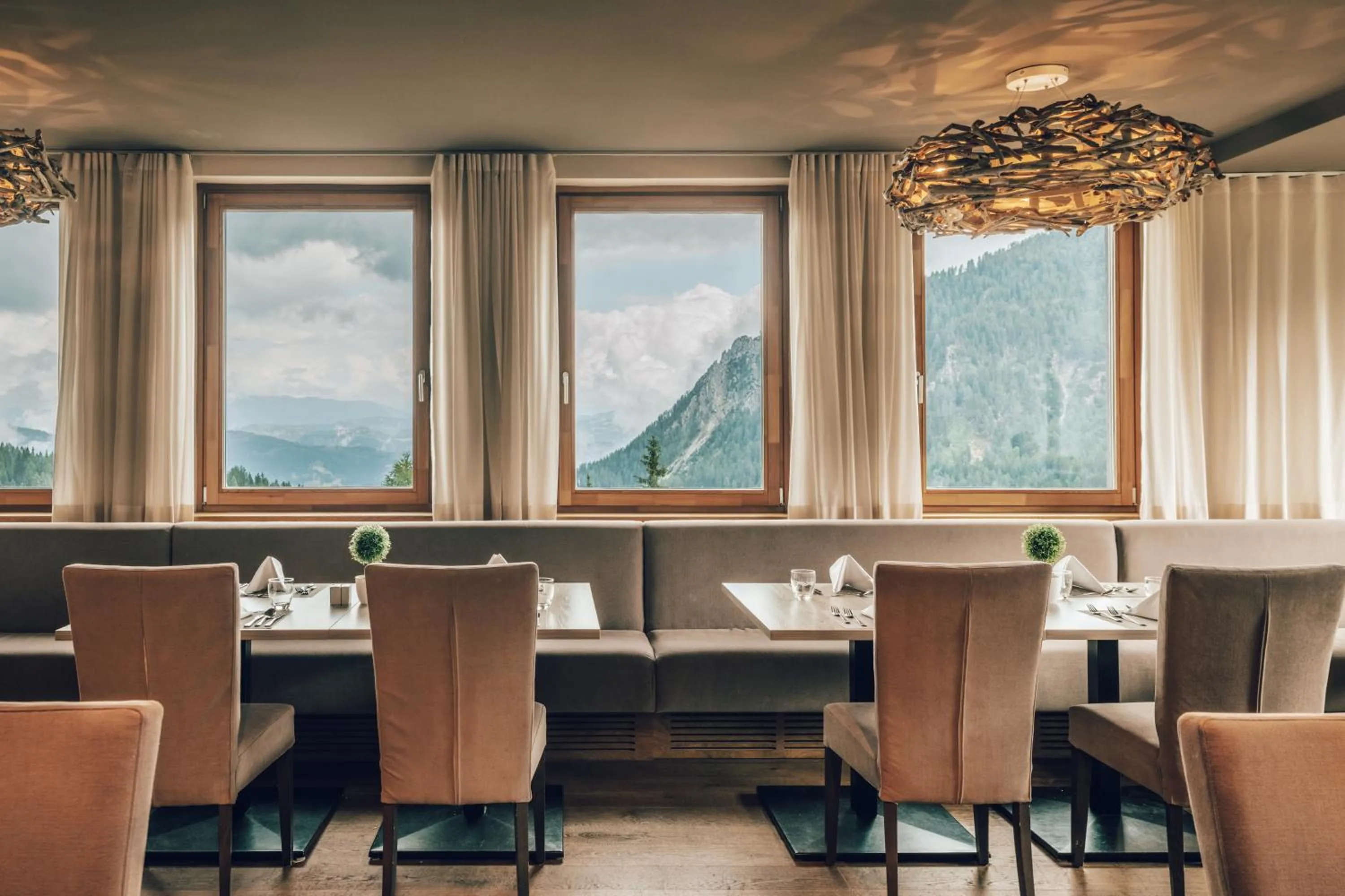 Restaurant/places to eat in Falkensteiner Family Hotel Sonnenalpe