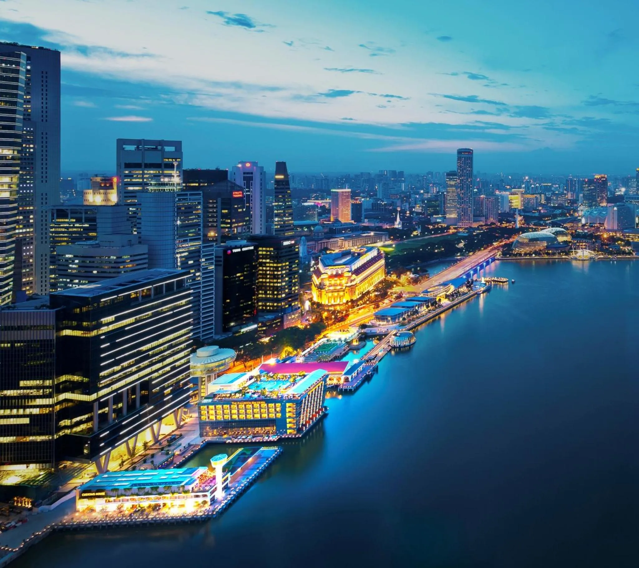 Night in The Fullerton Bay Hotel Singapore