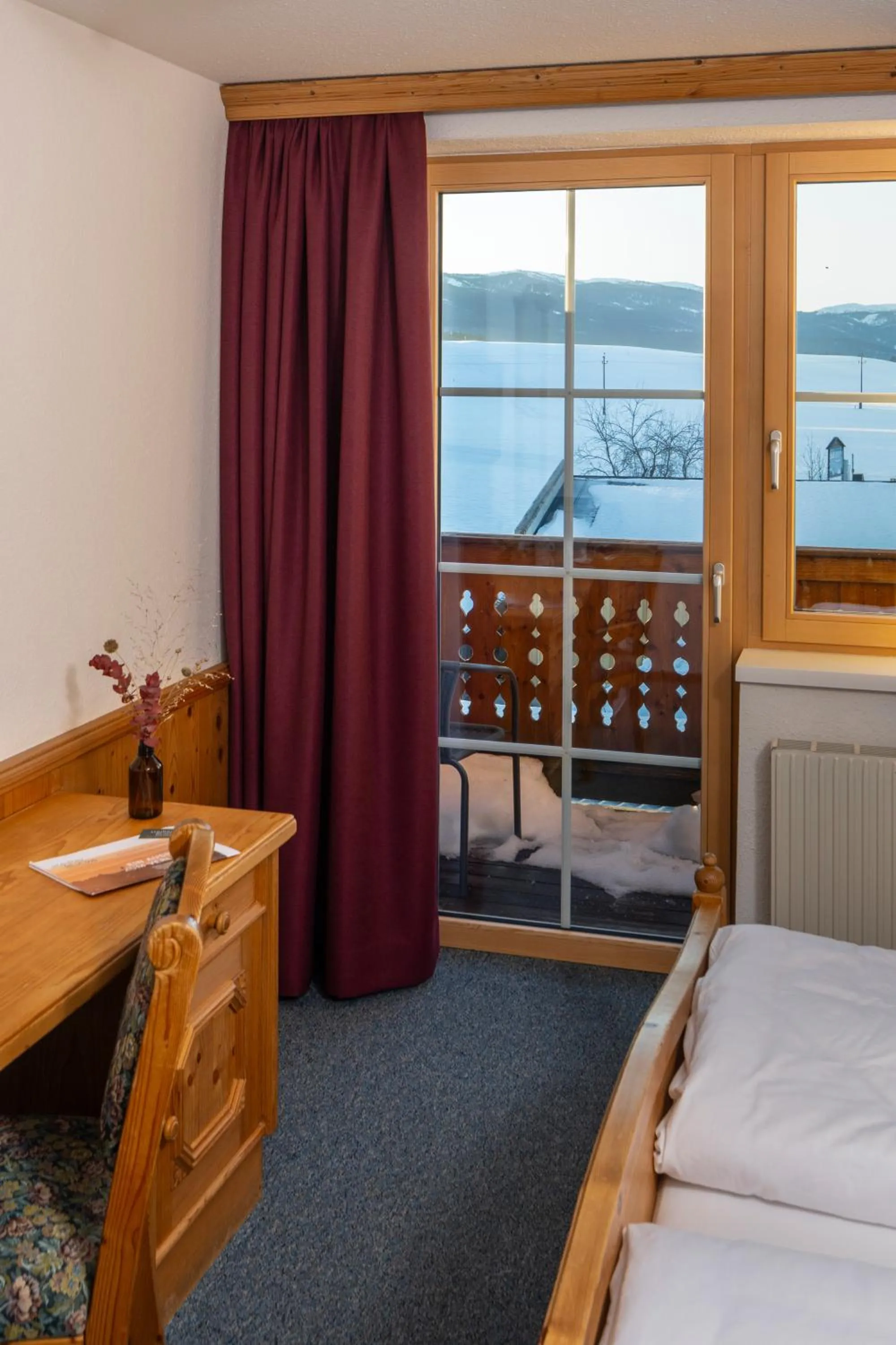 View (from property/room), Bed in Wander- und Wellnesshotel Kanzler