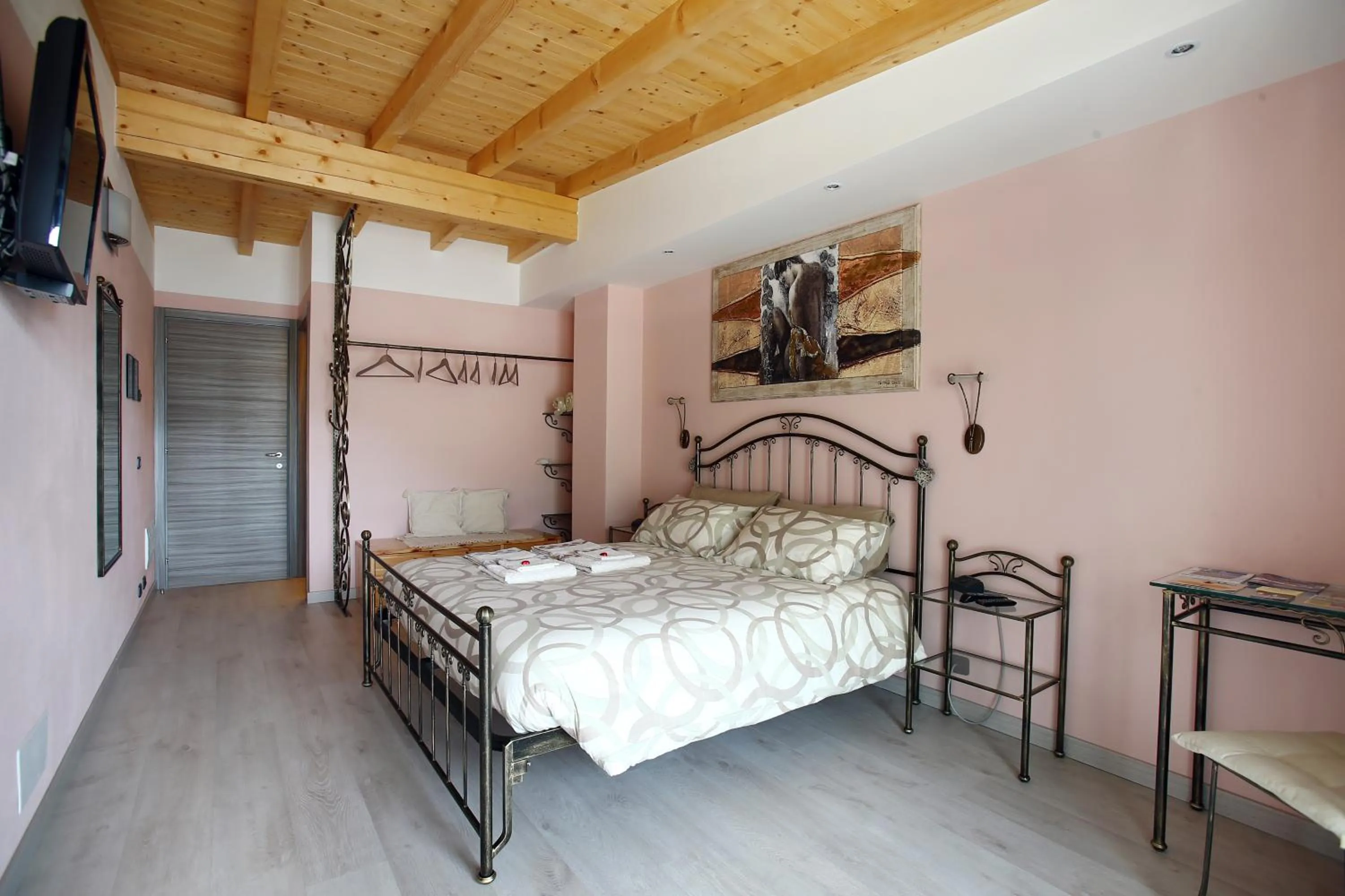 Bedroom, Bed in B&B La Vecchia Tipografia - Lago D'Idro