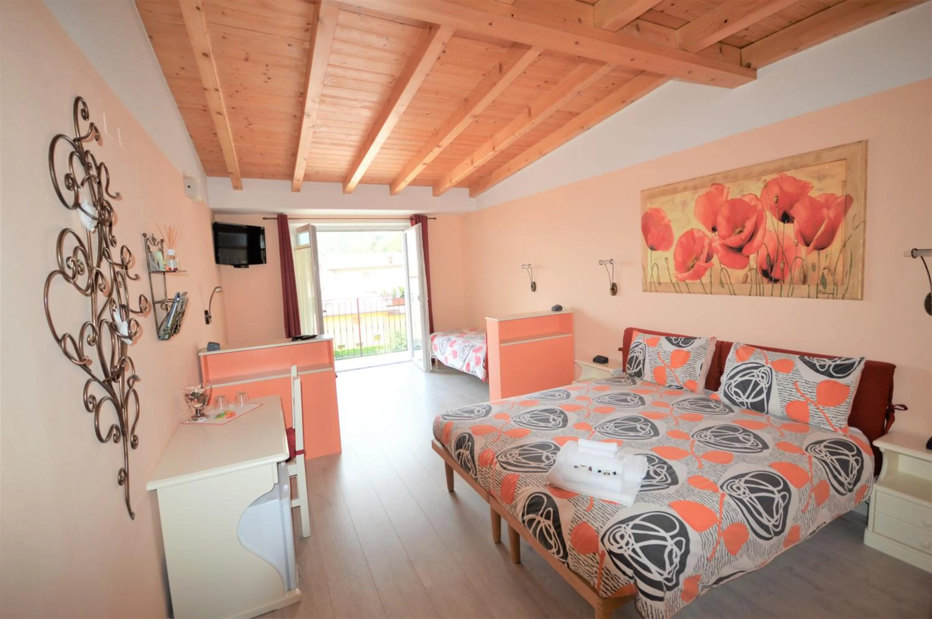 Bedroom, Bed in B&B La Vecchia Tipografia - Lago D'Idro