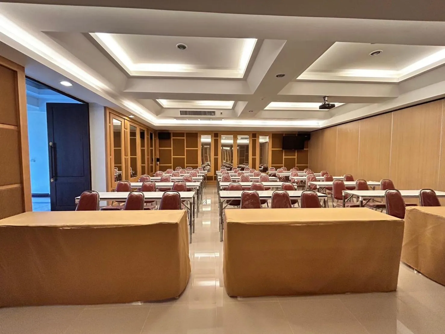 Royal Thai Pavilion Jomtien Hotel