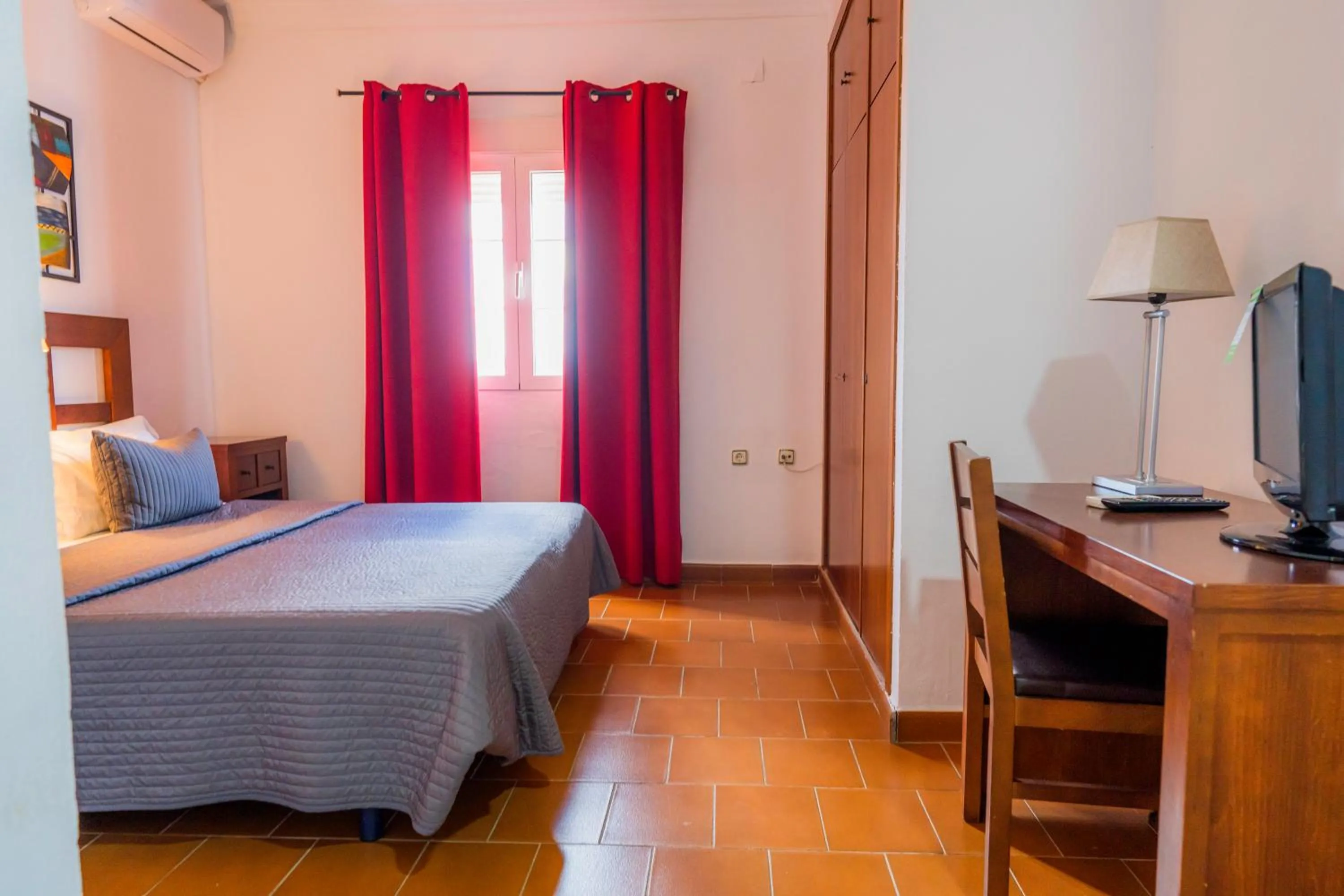 Photo of the whole room, Bed in Complejo Los Veneros