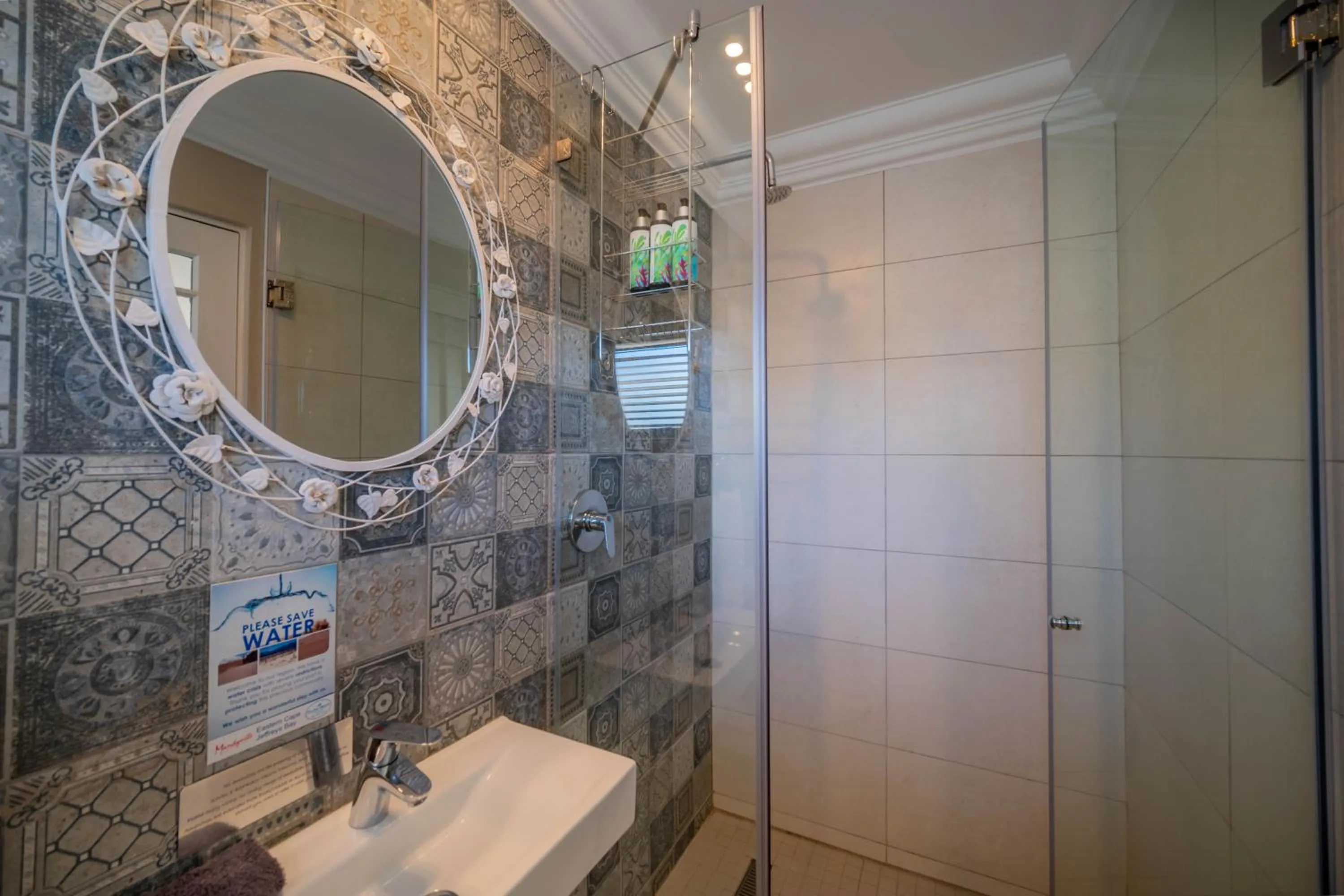 Shower in On the Beach Guesthouse Jeffreys Bay