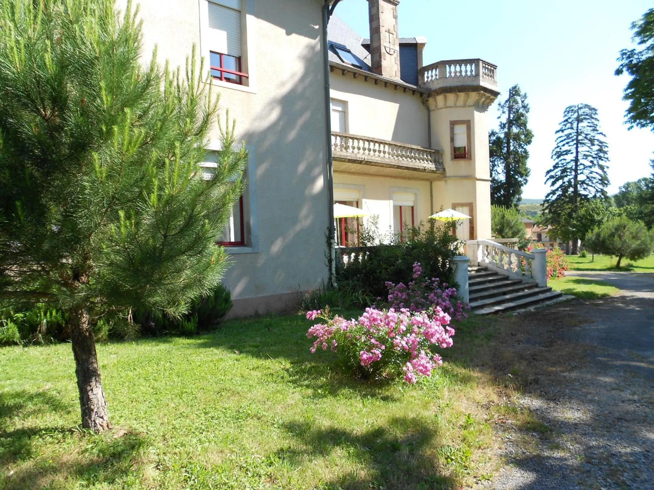 Property building in Domaine du Rougier