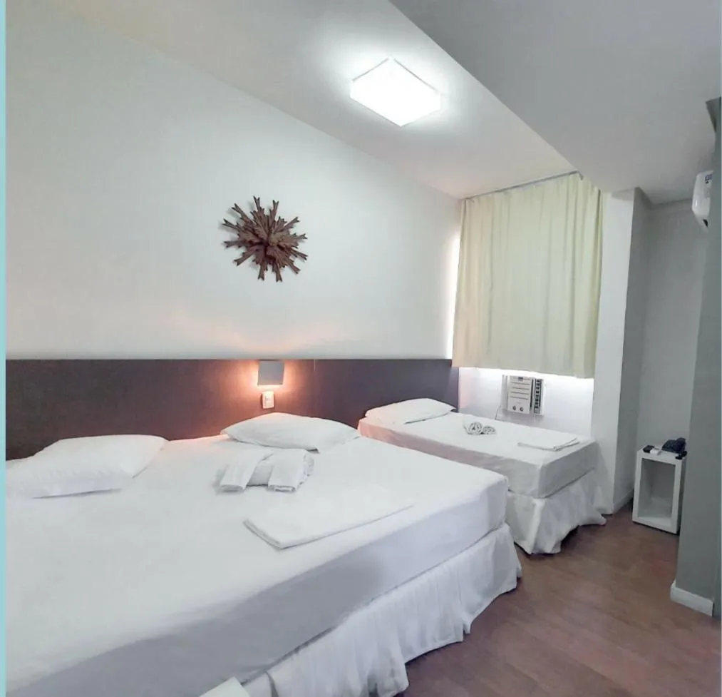 Bed in Excellence Comfort Hotel