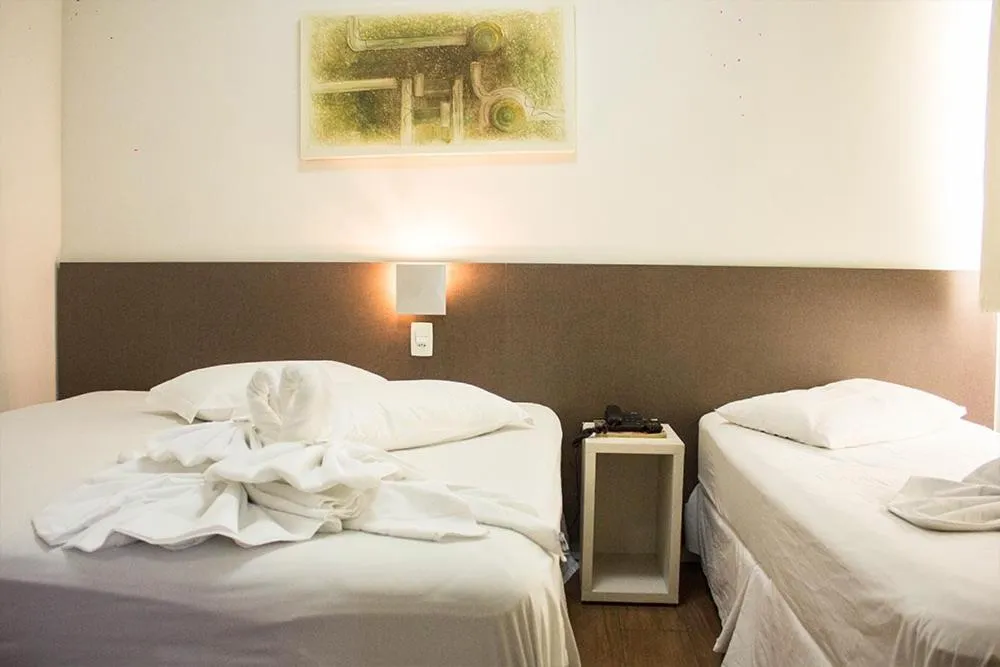 Bed in Excellence Comfort Hotel