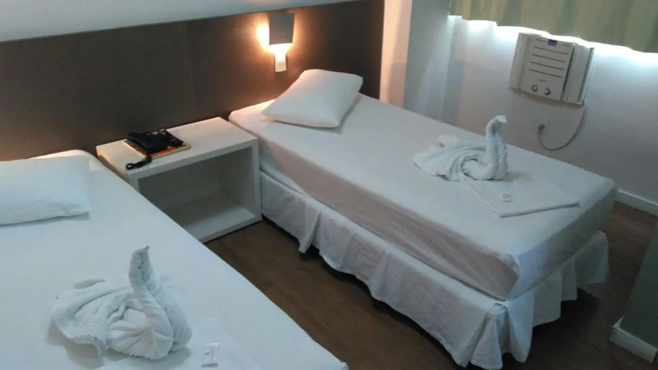 Bed in Excellence Comfort Hotel