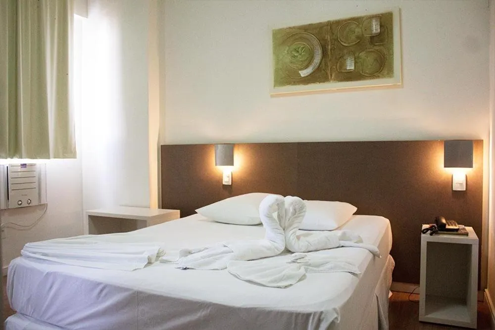 Bed in Excellence Comfort Hotel