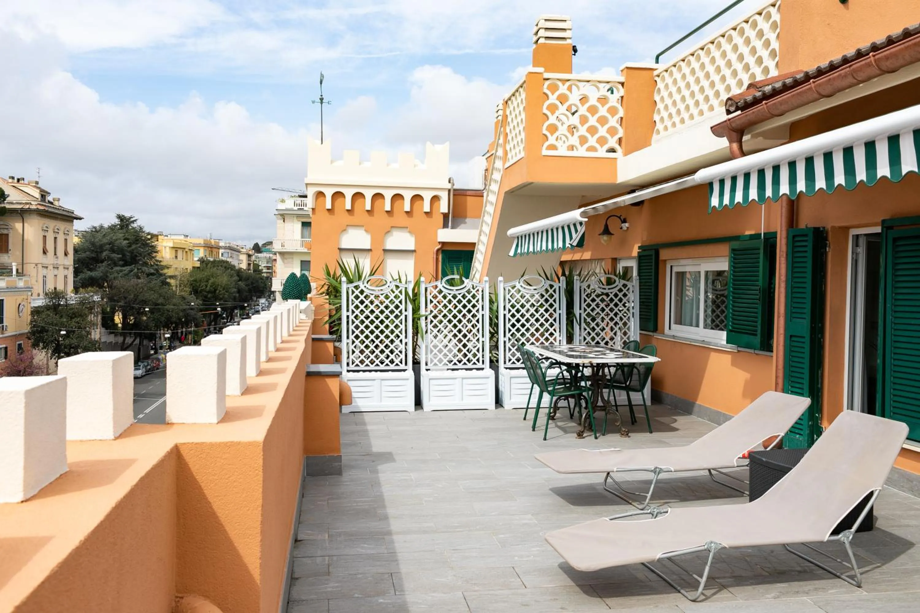 Balcony/Terrace in Rex Hotel Residence