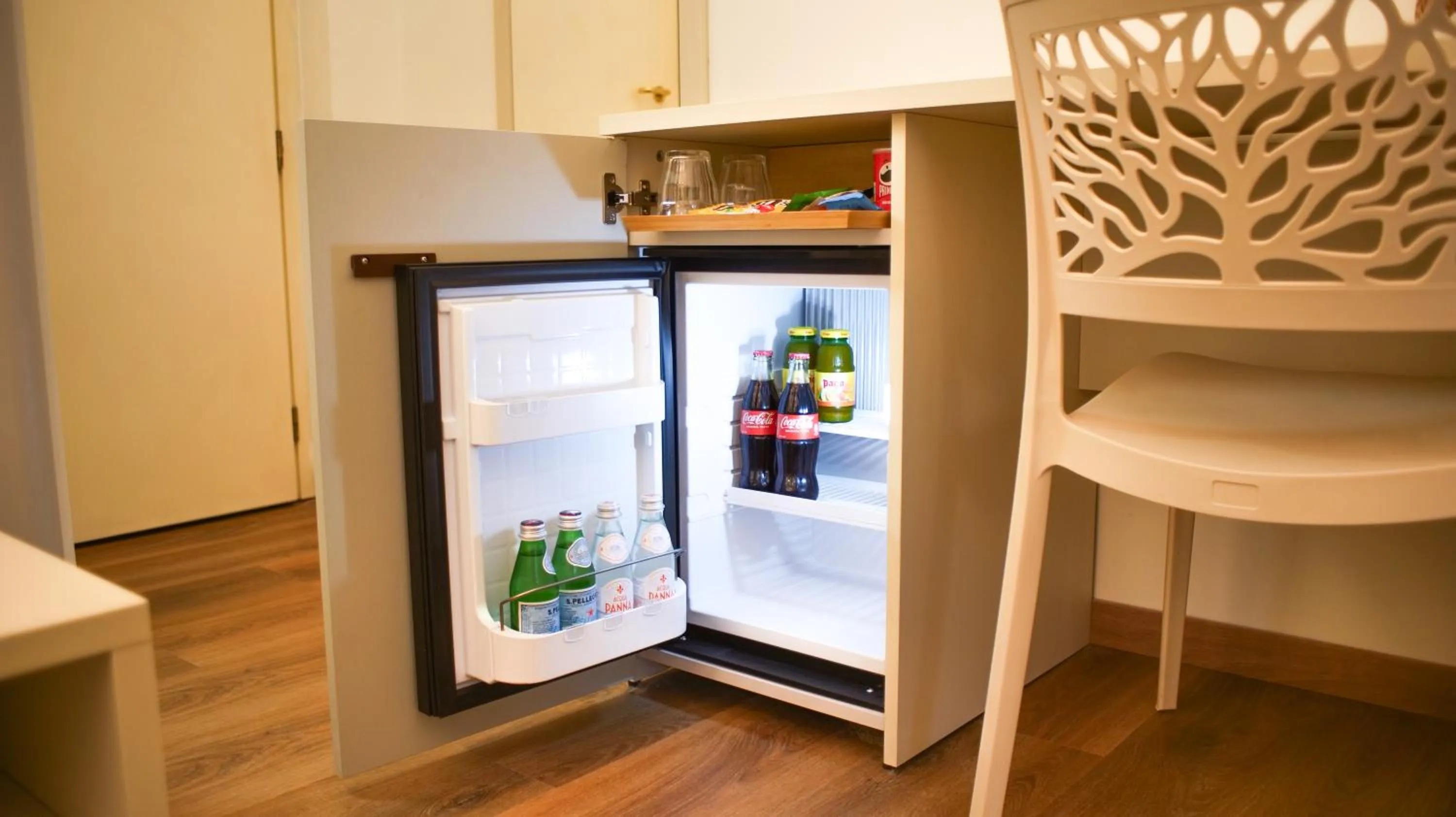 minibar in Rex Hotel Residence