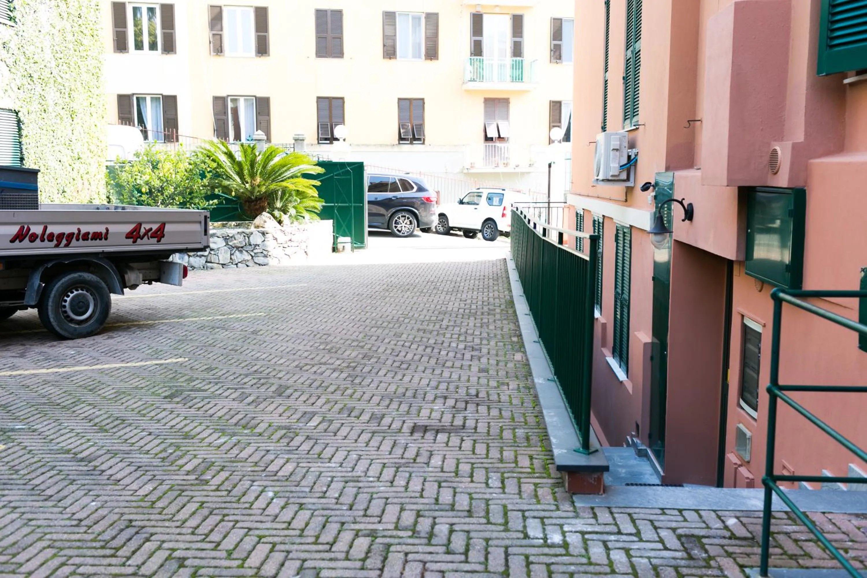 Area and facilities in Rex Hotel Residence