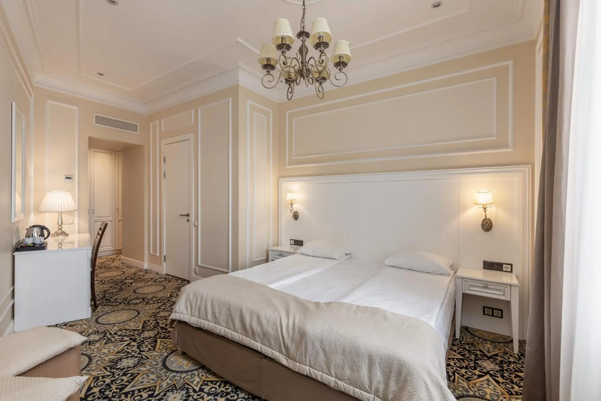 Bed in Rixwell Gertrude Hotel