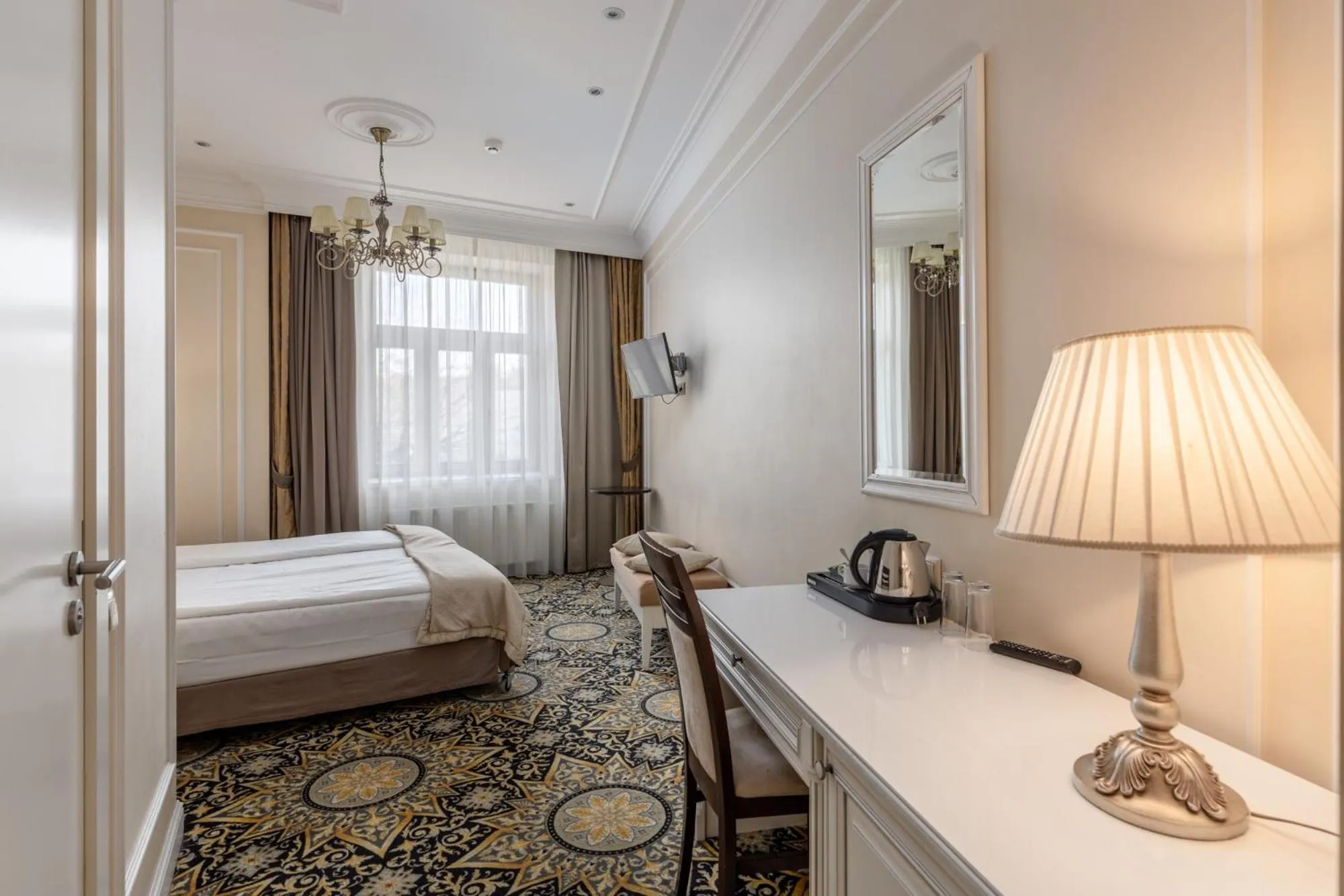 Bed in Rixwell Gertrude Hotel