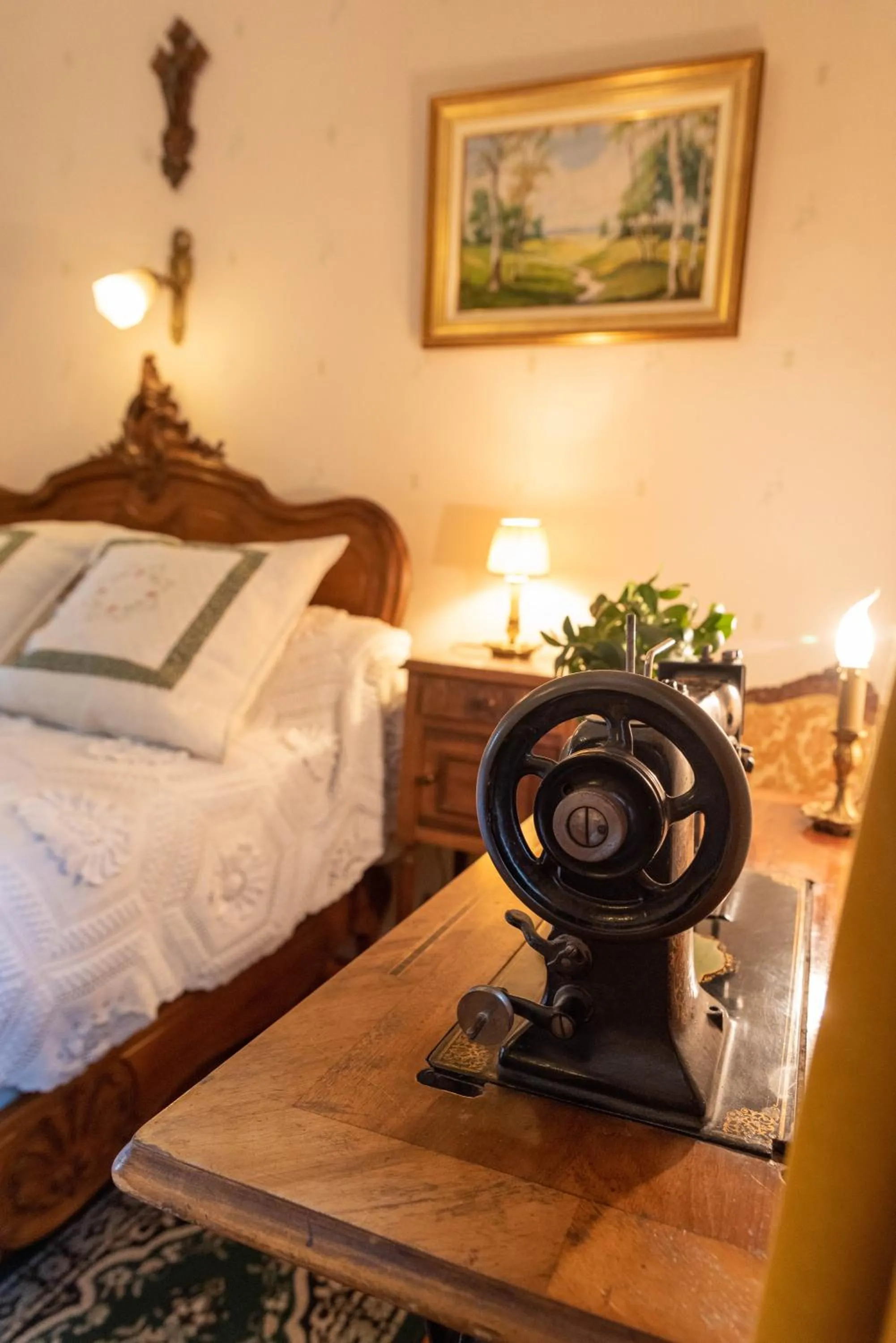 Bedroom, Bed in La Maison de Mireille