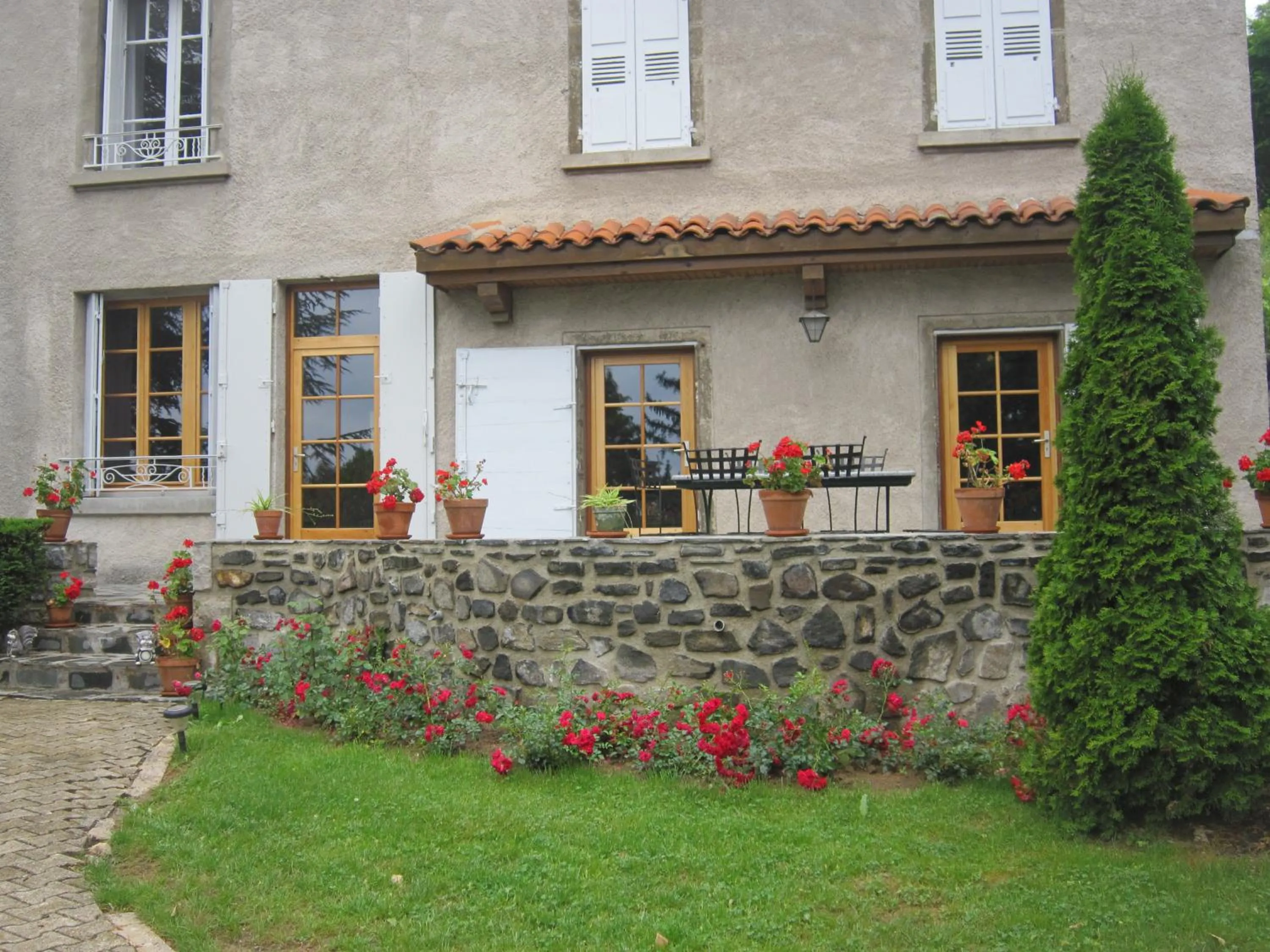 Property building in La Maison de Mireille